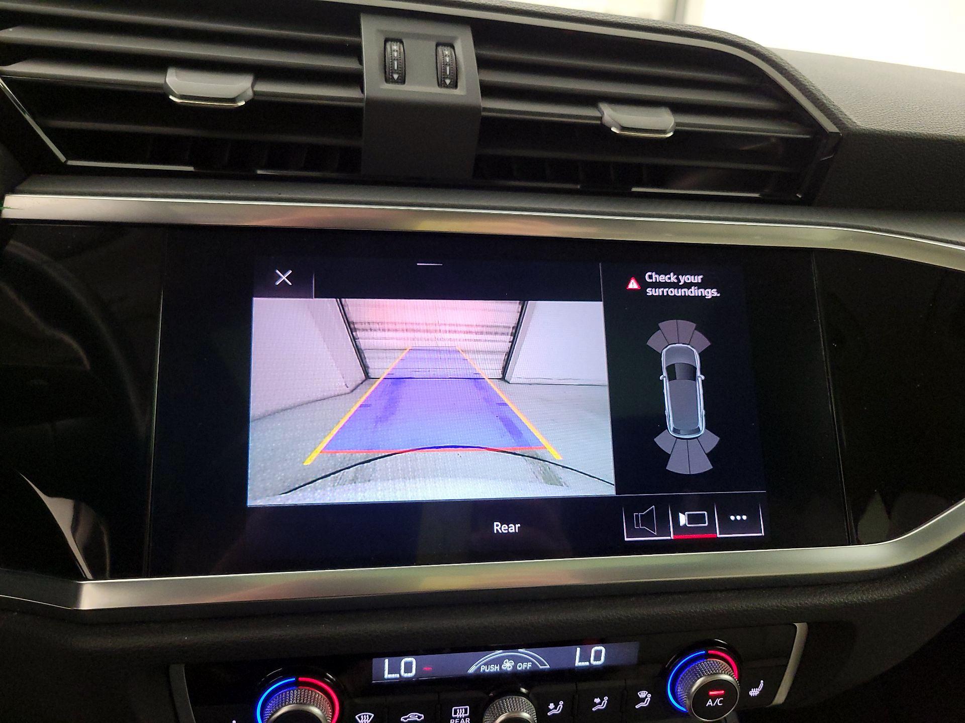 Thumbnail: 2019 Audi Q3 - 14