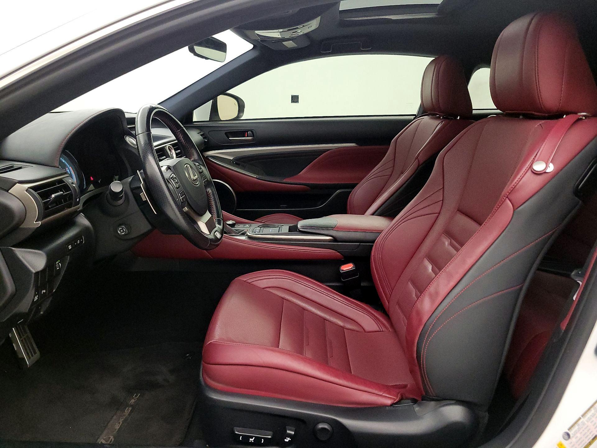 Thumbnail: 2017 Lexus RC - 11