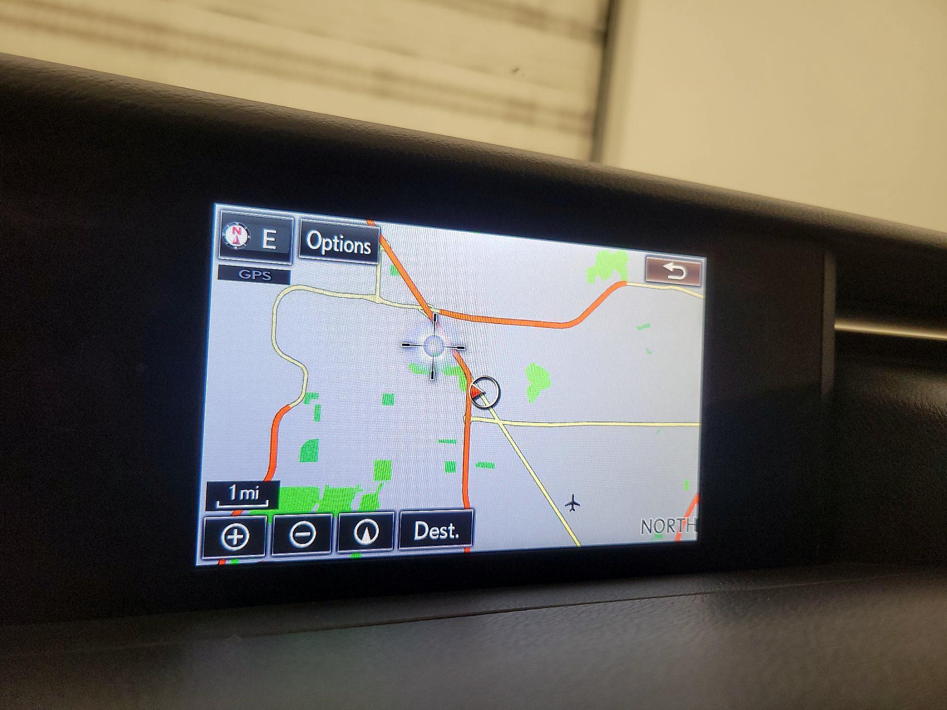 Thumbnail: 2017 Lexus RC - 14