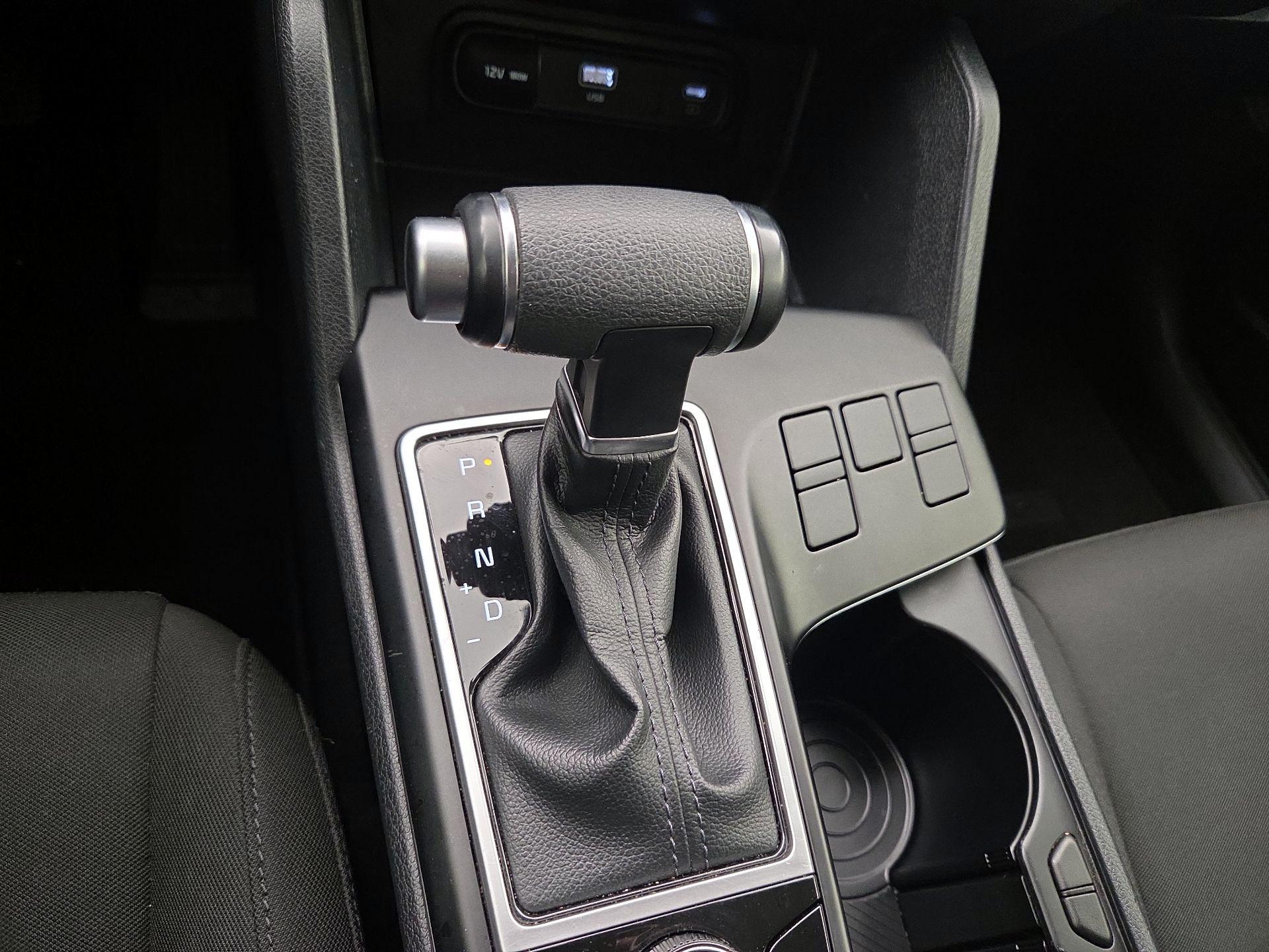 Thumbnail: 2024 Kia Sportage - 17