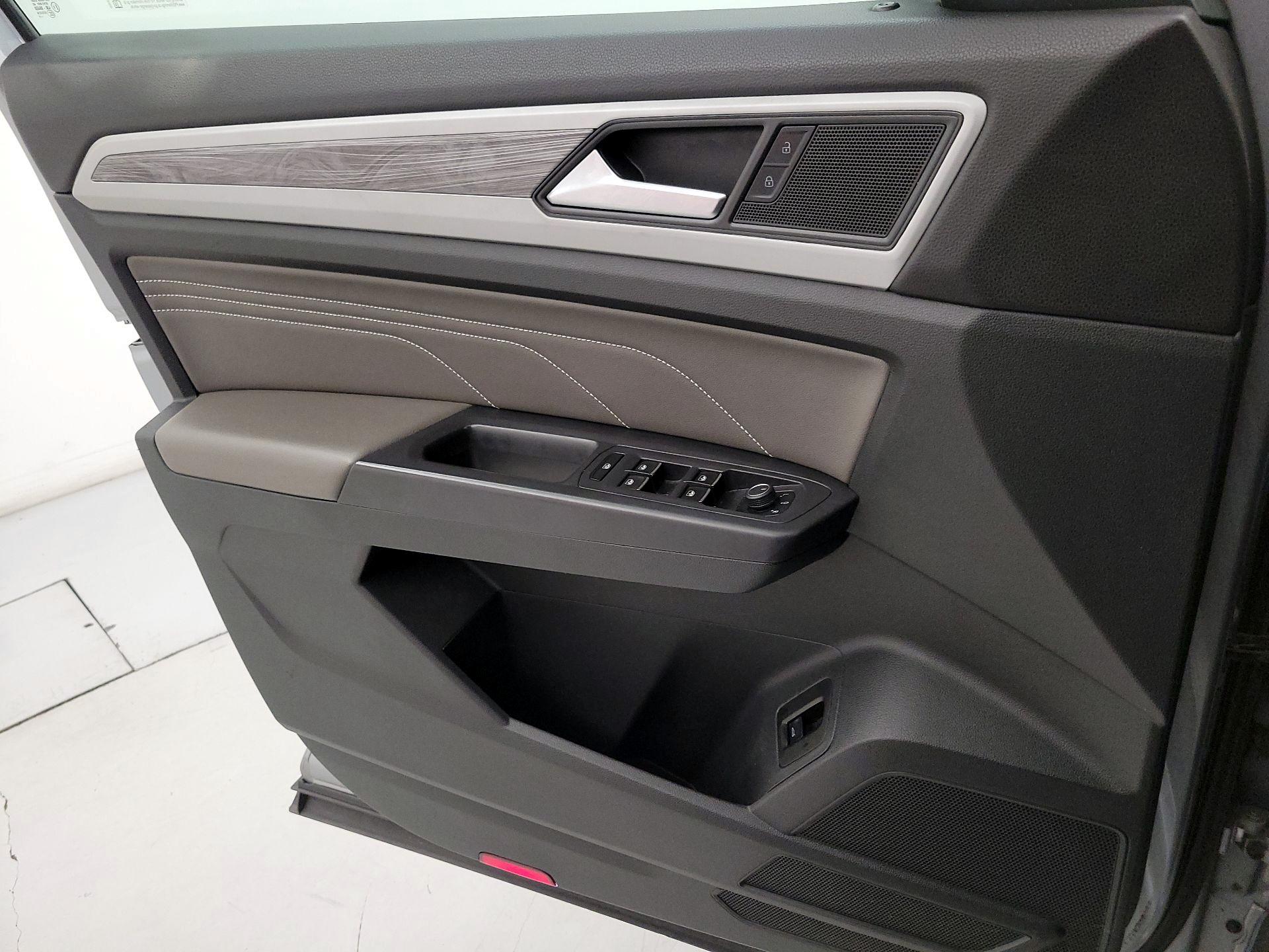 Thumbnail: 2021 Volkswagen Atlas - 12