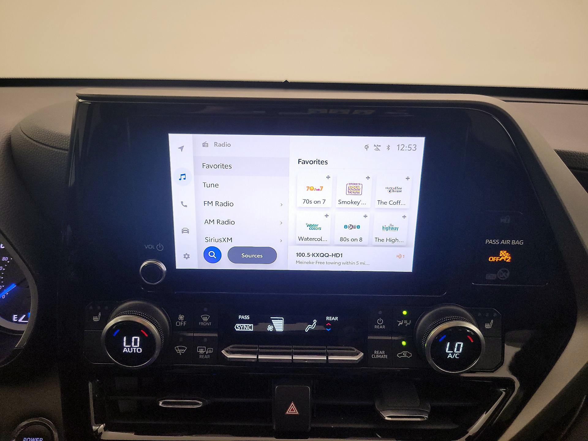 Thumbnail: 2023 Toyota Highlander - 15