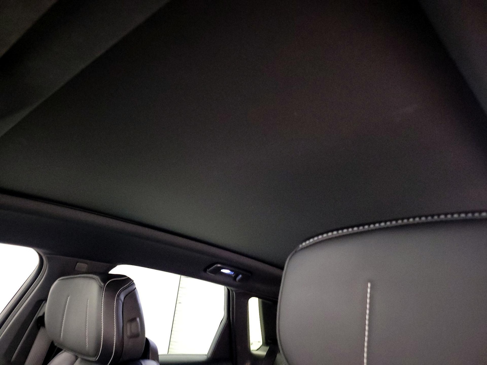 2024 Cadillac LYRIQ Luxury 1 - Photo 20