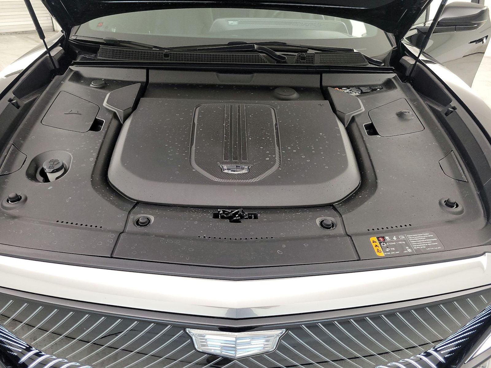 2024 Cadillac LYRIQ Luxury 1 - Photo 24