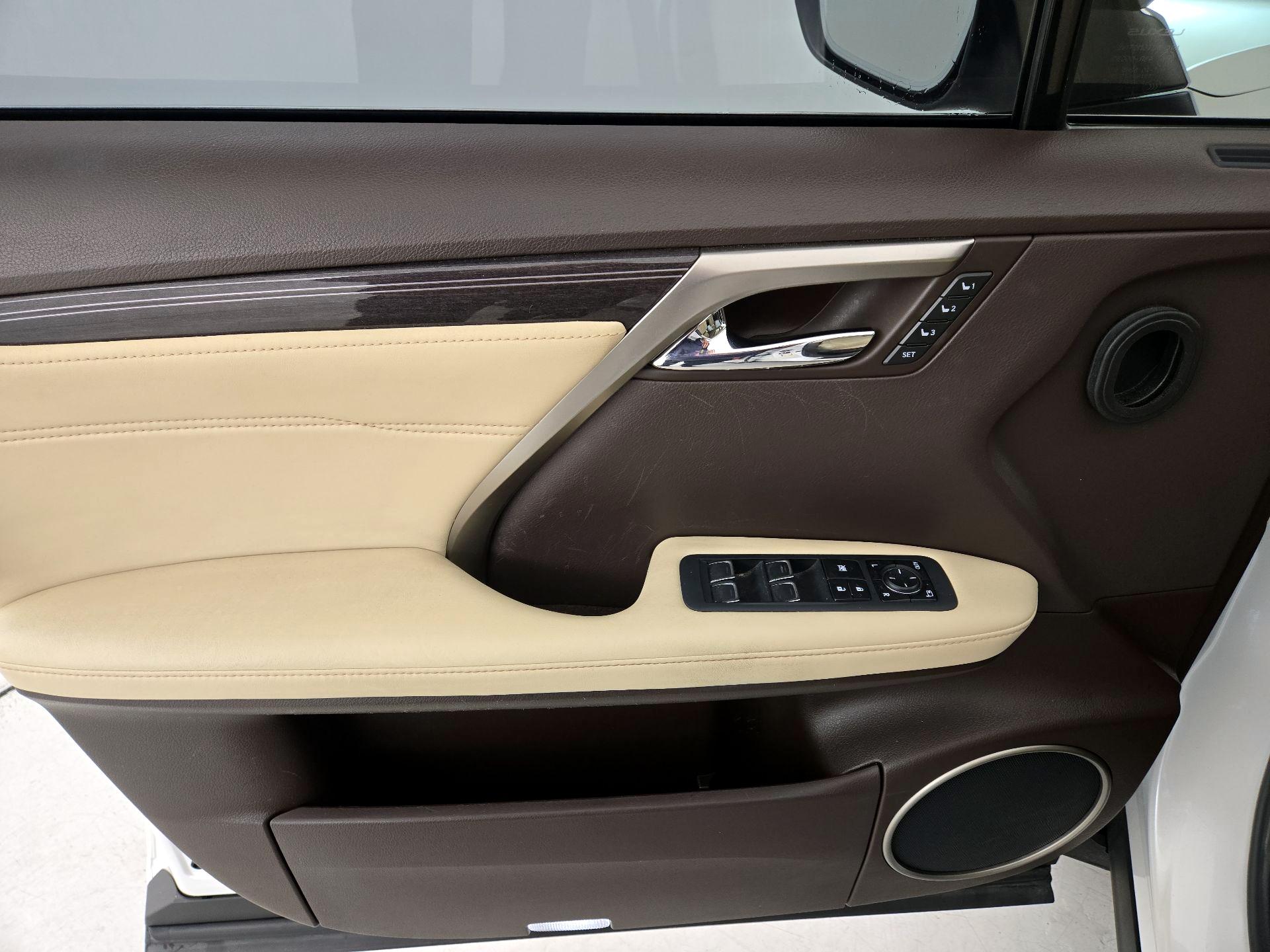 Thumbnail: 2020 Lexus RX - 12