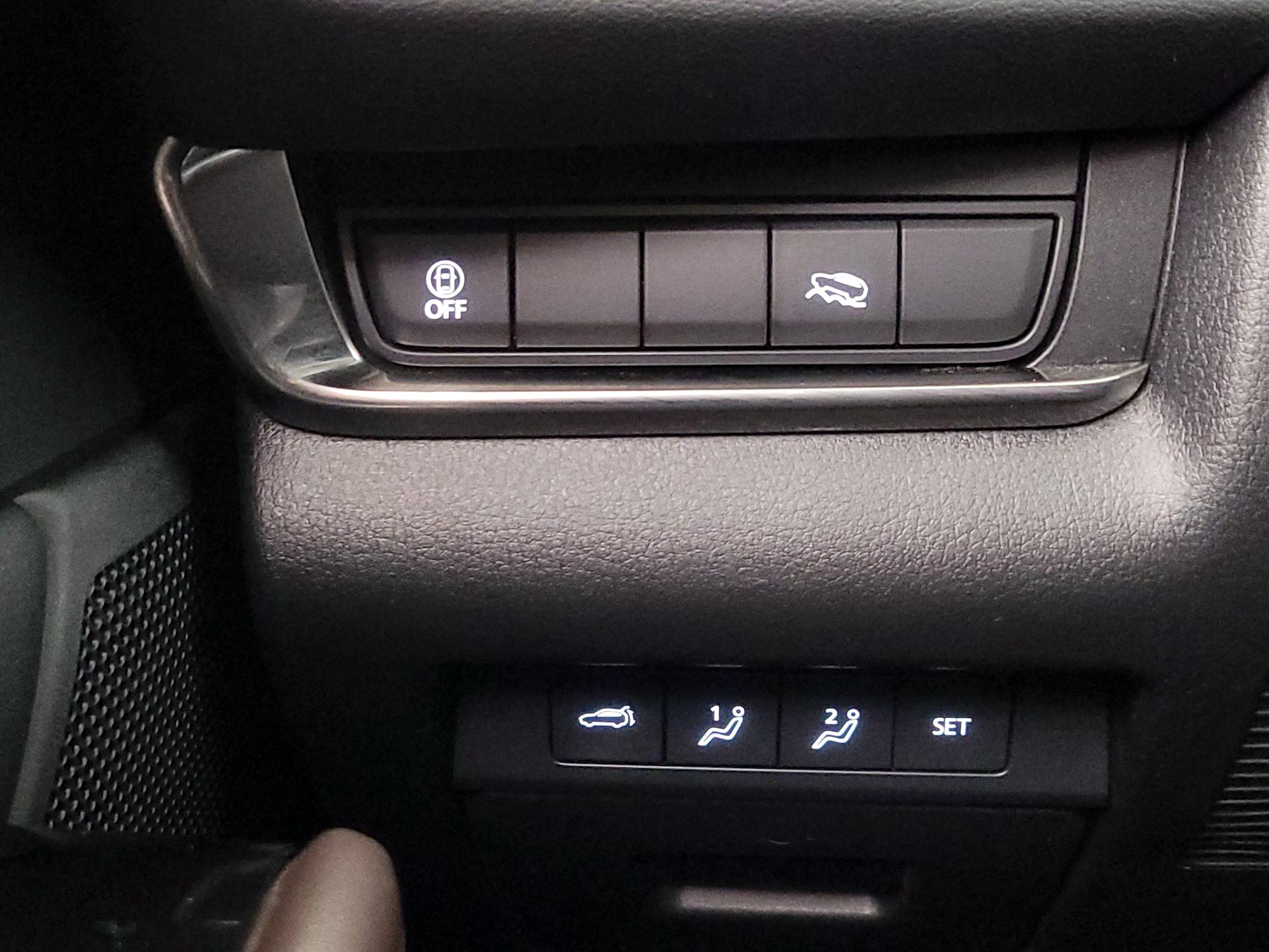 Thumbnail: 2023 Mazda CX-30 - 13