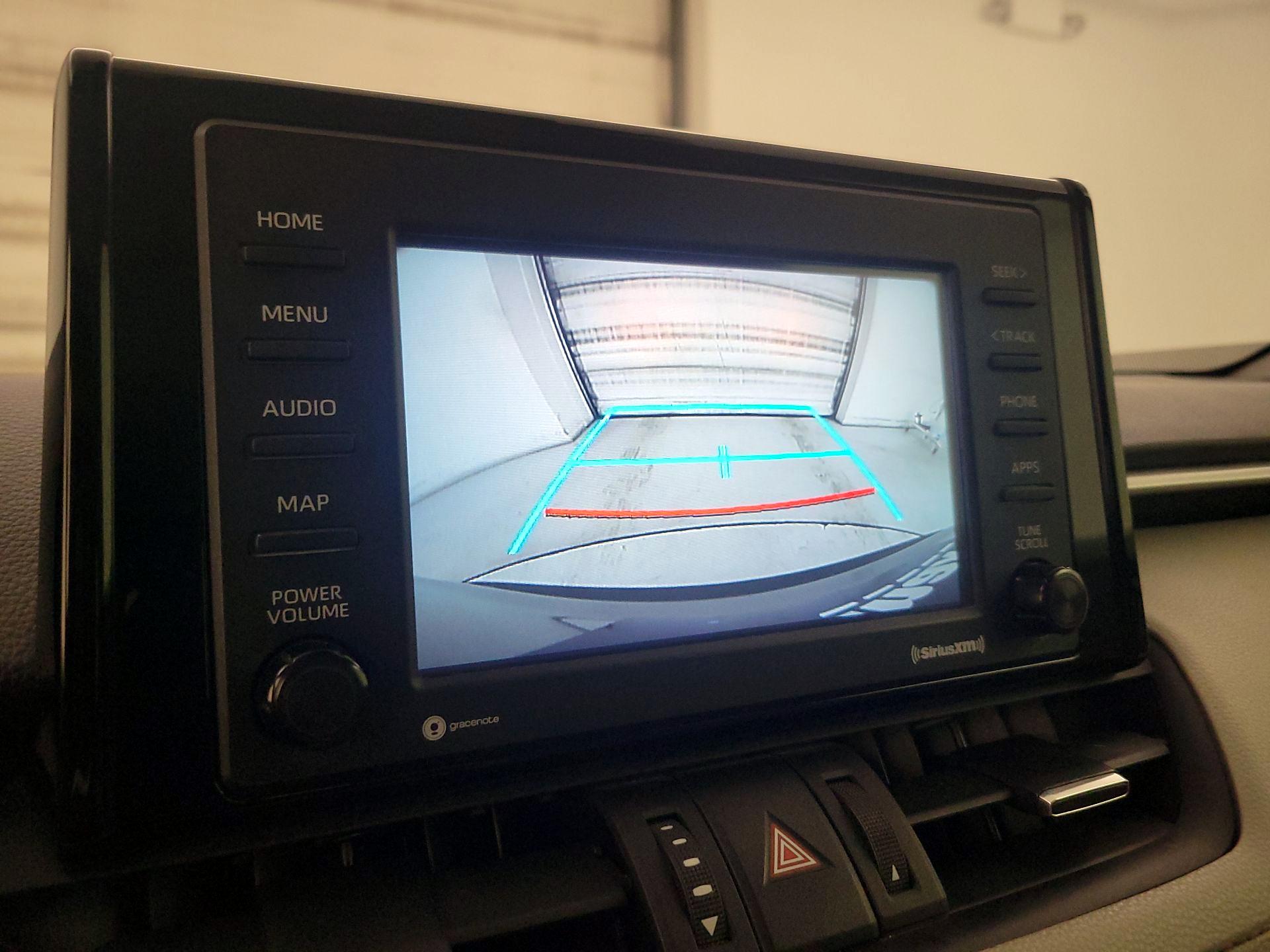 Thumbnail: 2022 Toyota RAV4 - 14