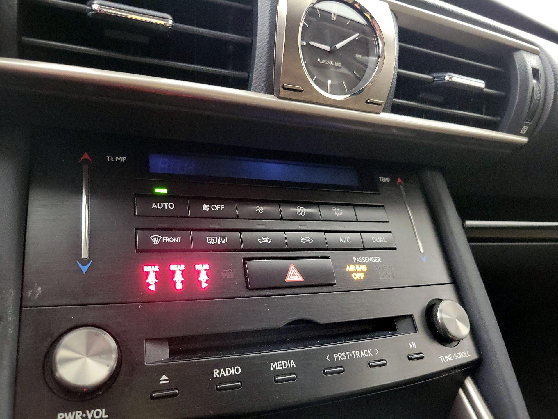 Thumbnail: 2017 Lexus IS - 17