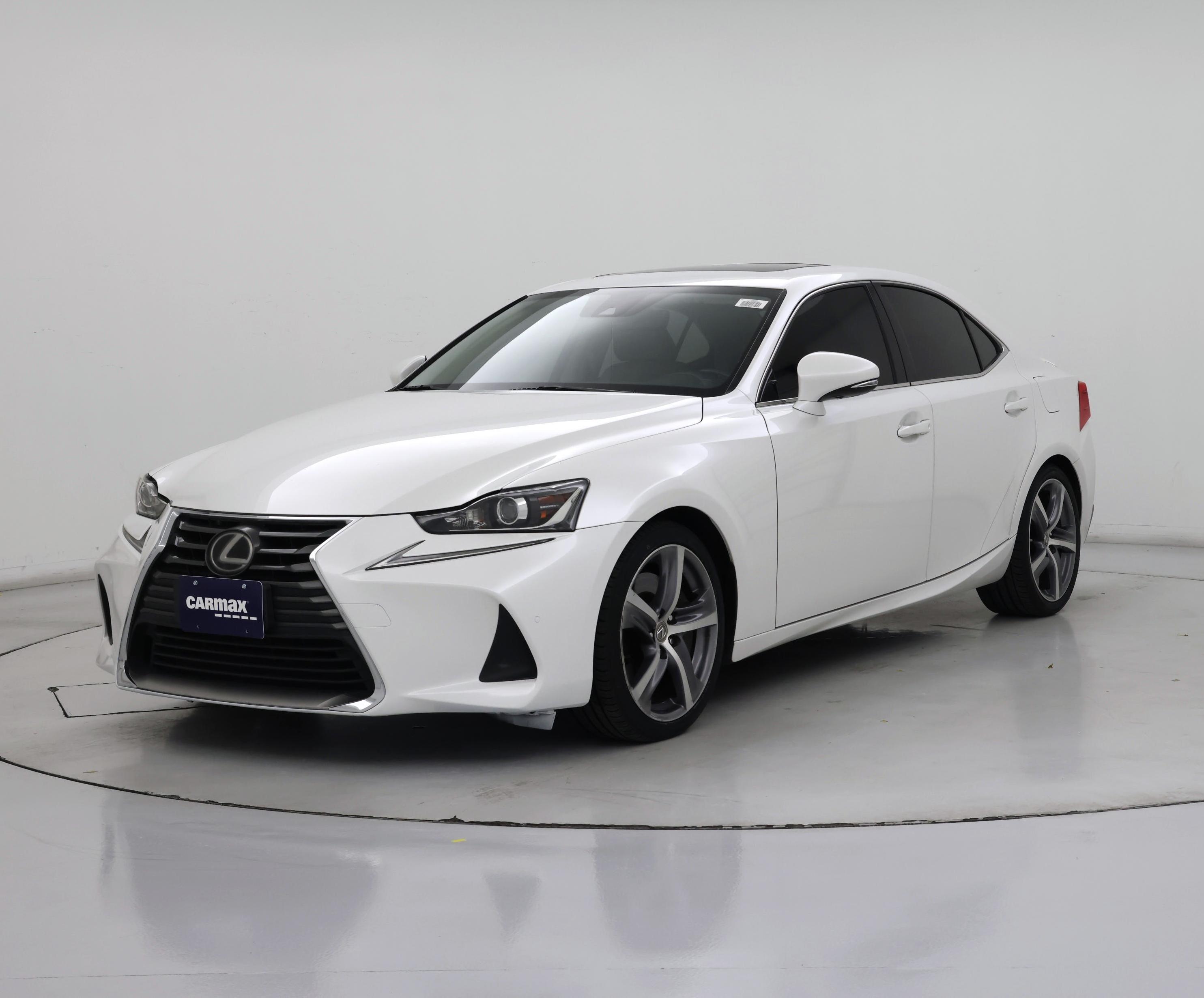 Thumbnail: 2017 Lexus IS - 4