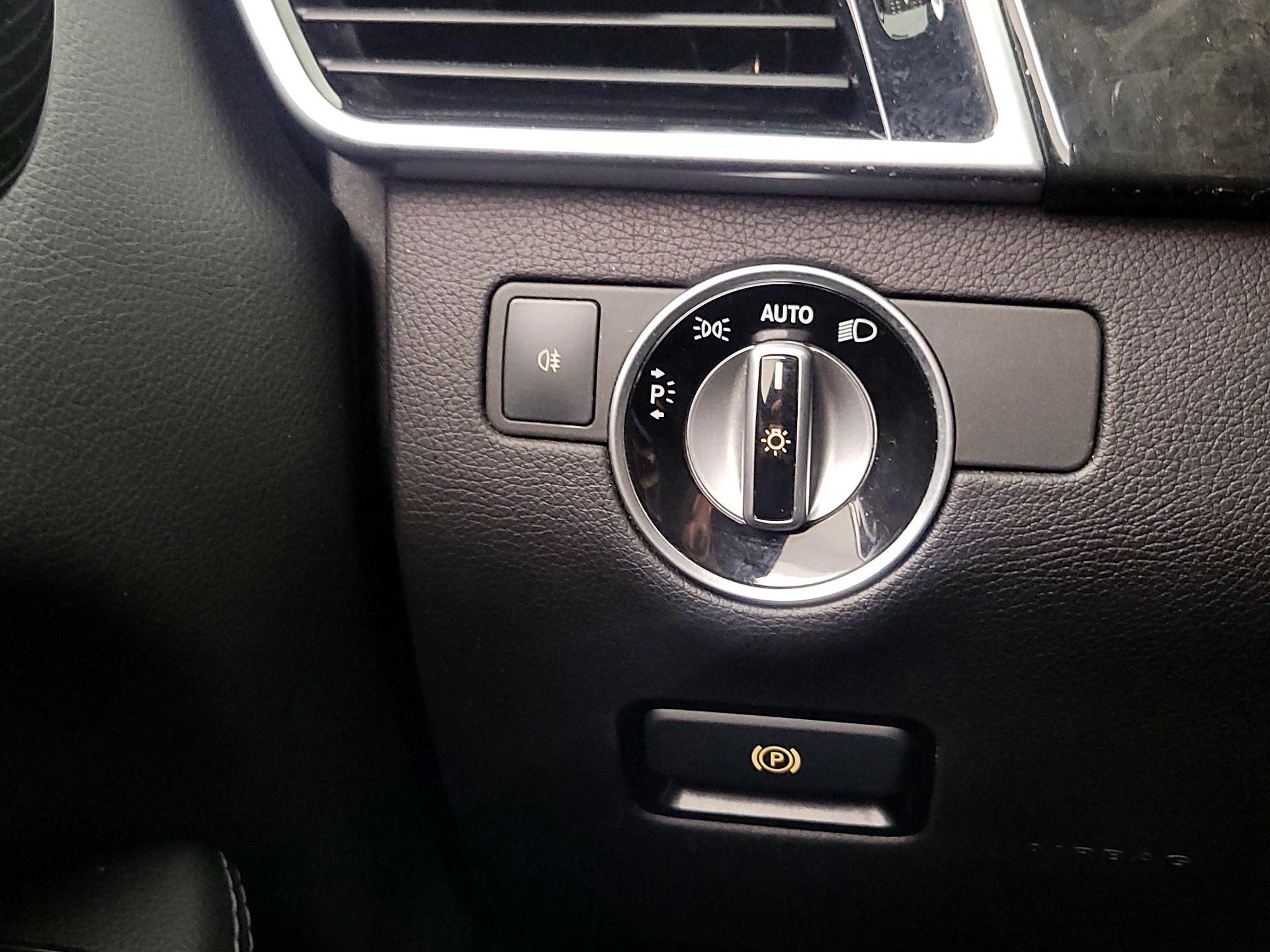 Thumbnail: 2018 Mercedes-Benz GLE - 13