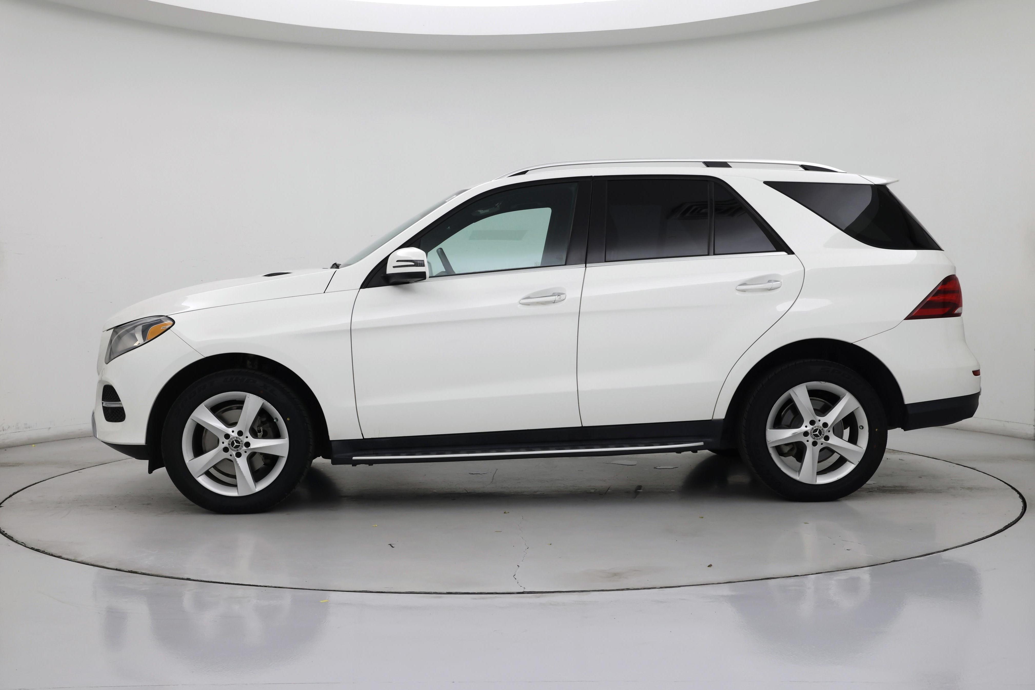 Thumbnail: 2018 Mercedes-Benz GLE - 3