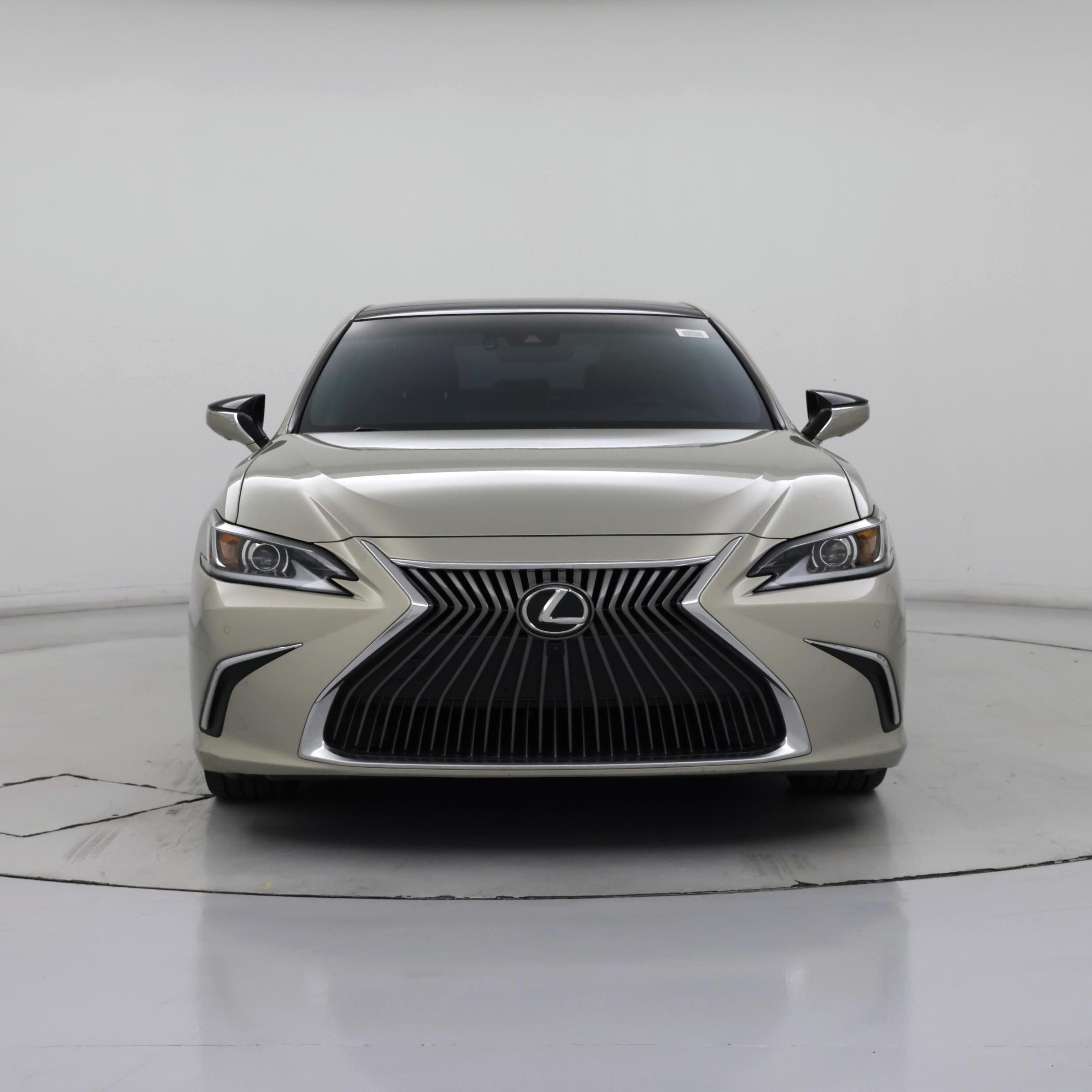 Thumbnail: 2021 Lexus ES - 5