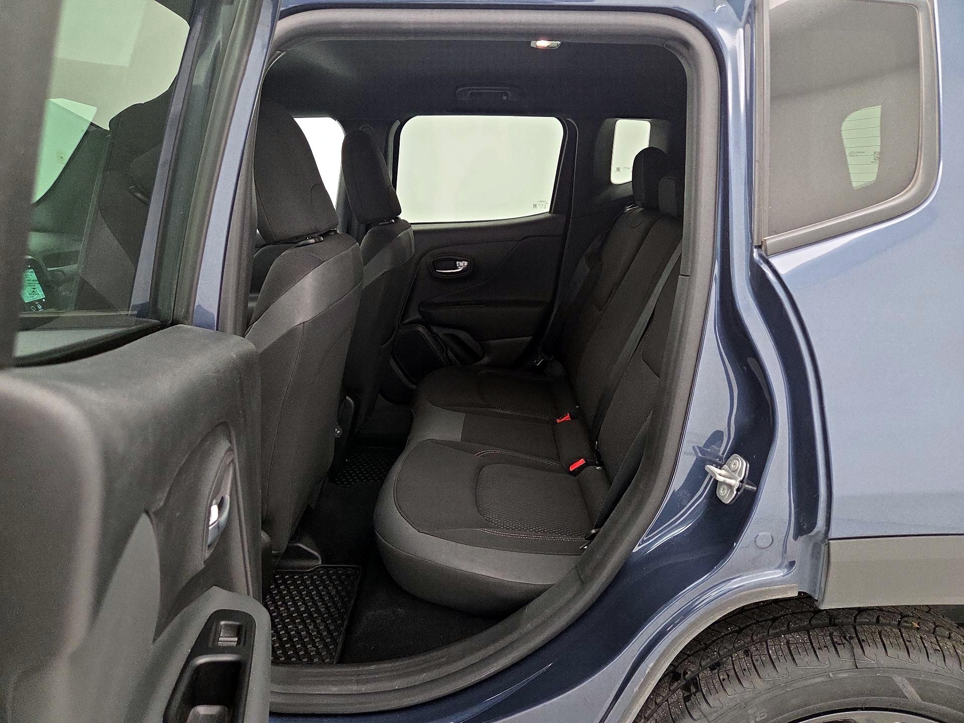 Thumbnail: 2022 Jeep Renegade - 20