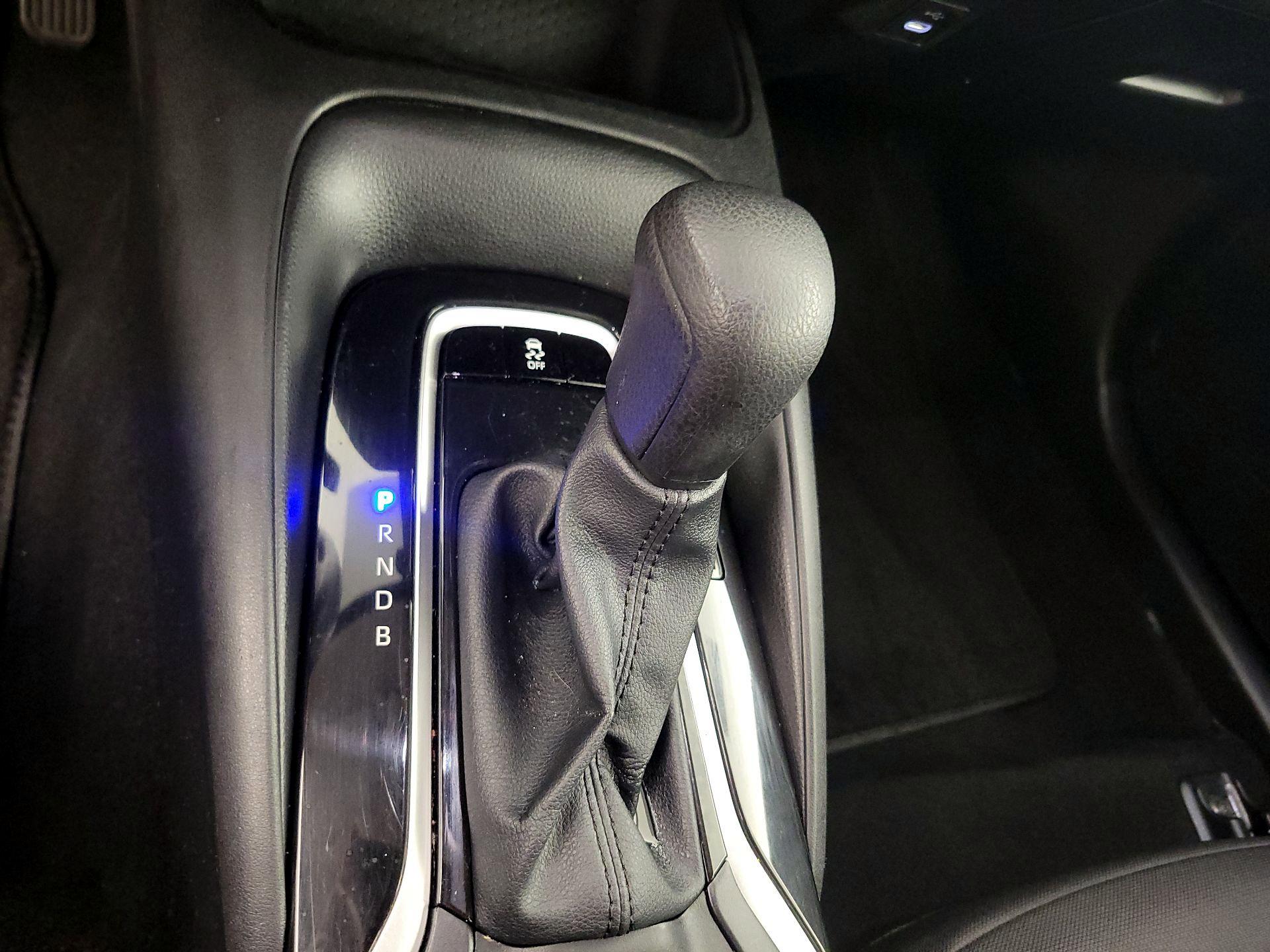 Thumbnail: 2025 Toyota Corolla - 17