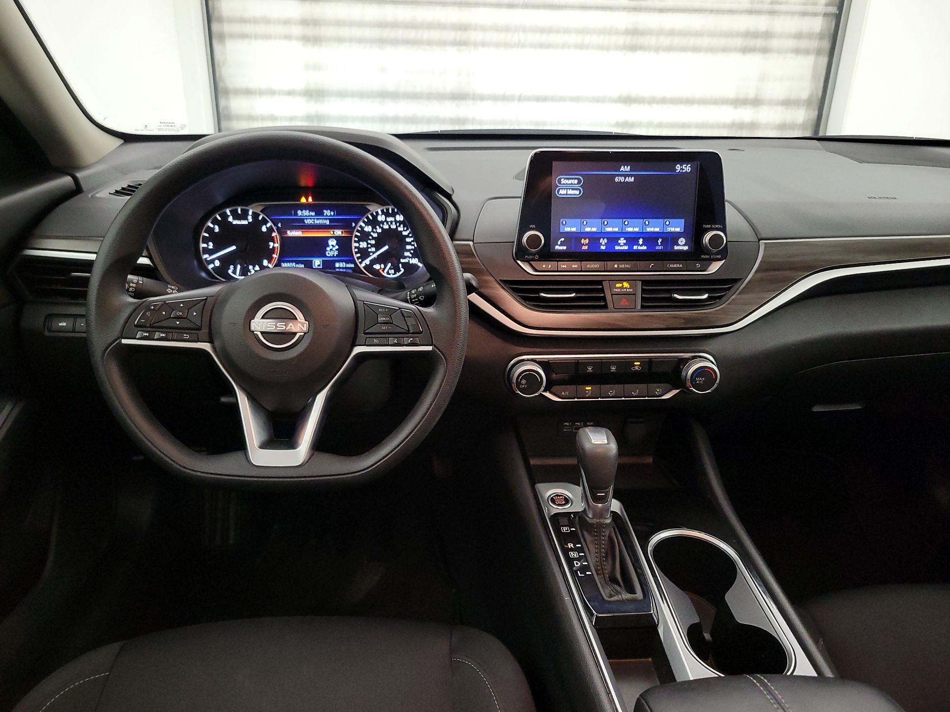 Thumbnail: 2024 Nissan Altima - 9