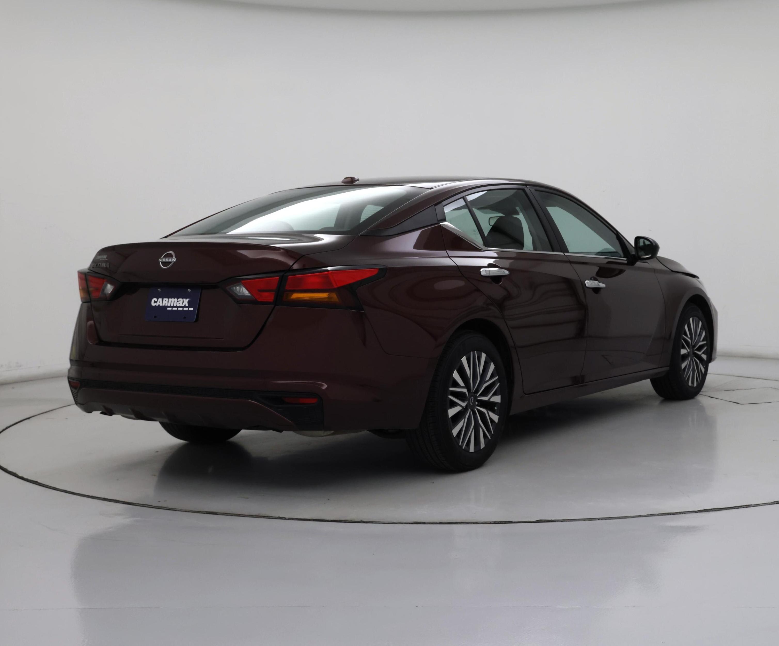 Thumbnail: 2025 Nissan Altima - 8