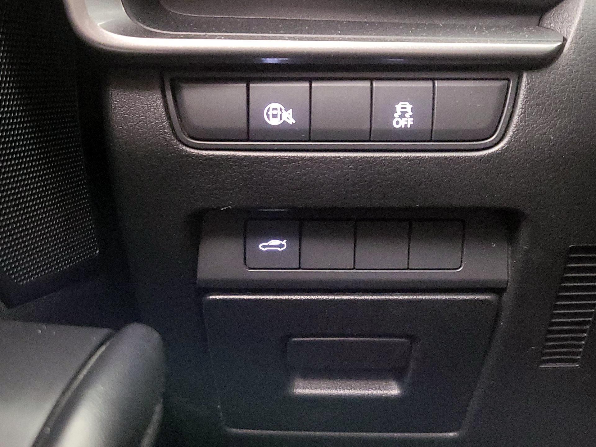 Thumbnail: 2024 Mazda Mazda3 - 13