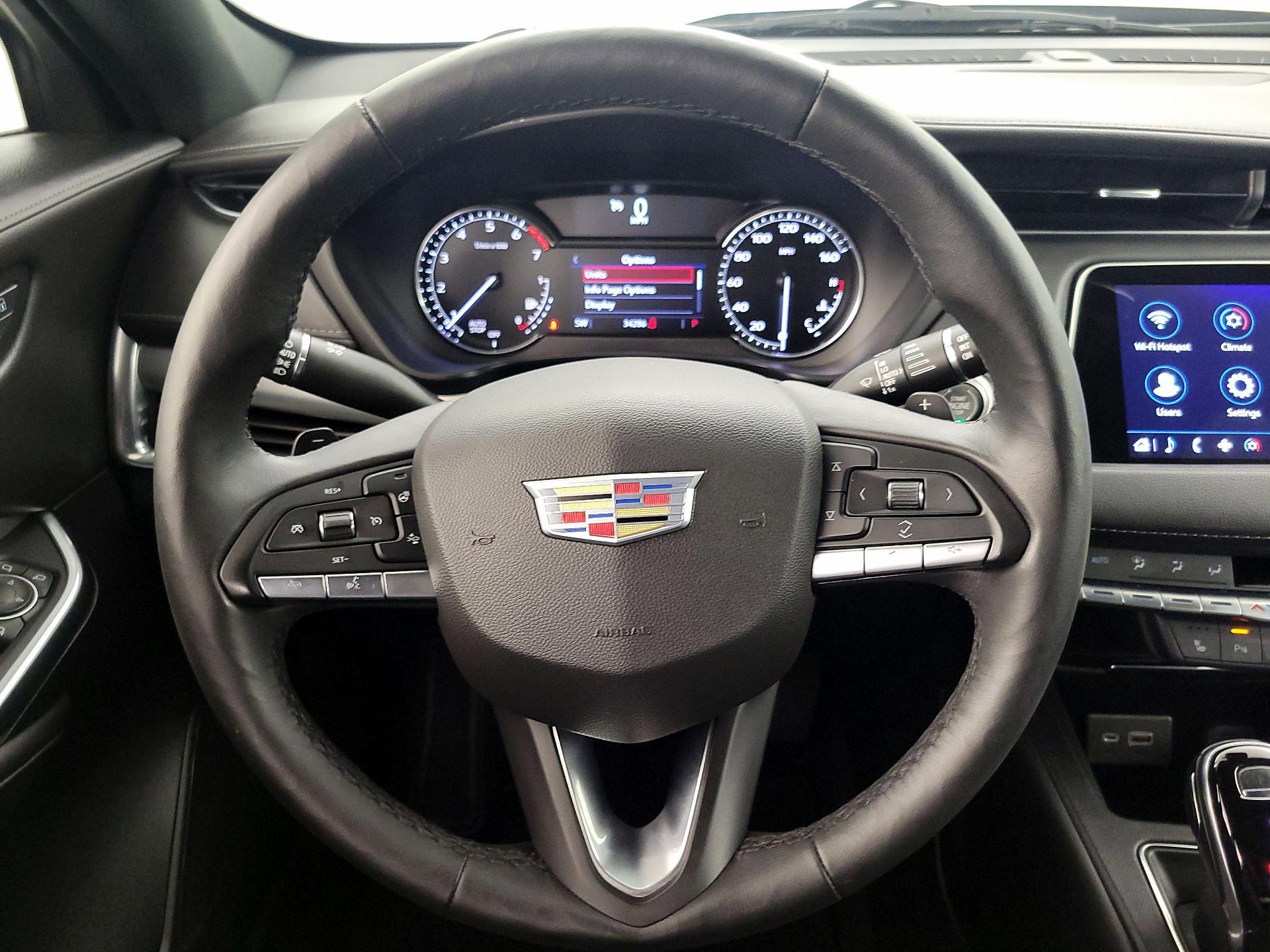 Thumbnail: 2021 Cadillac XT4 - 10