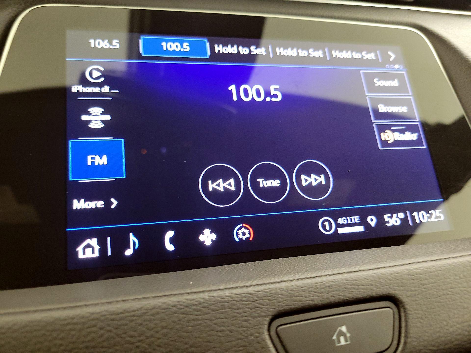 Thumbnail: 2021 Cadillac XT4 - 15