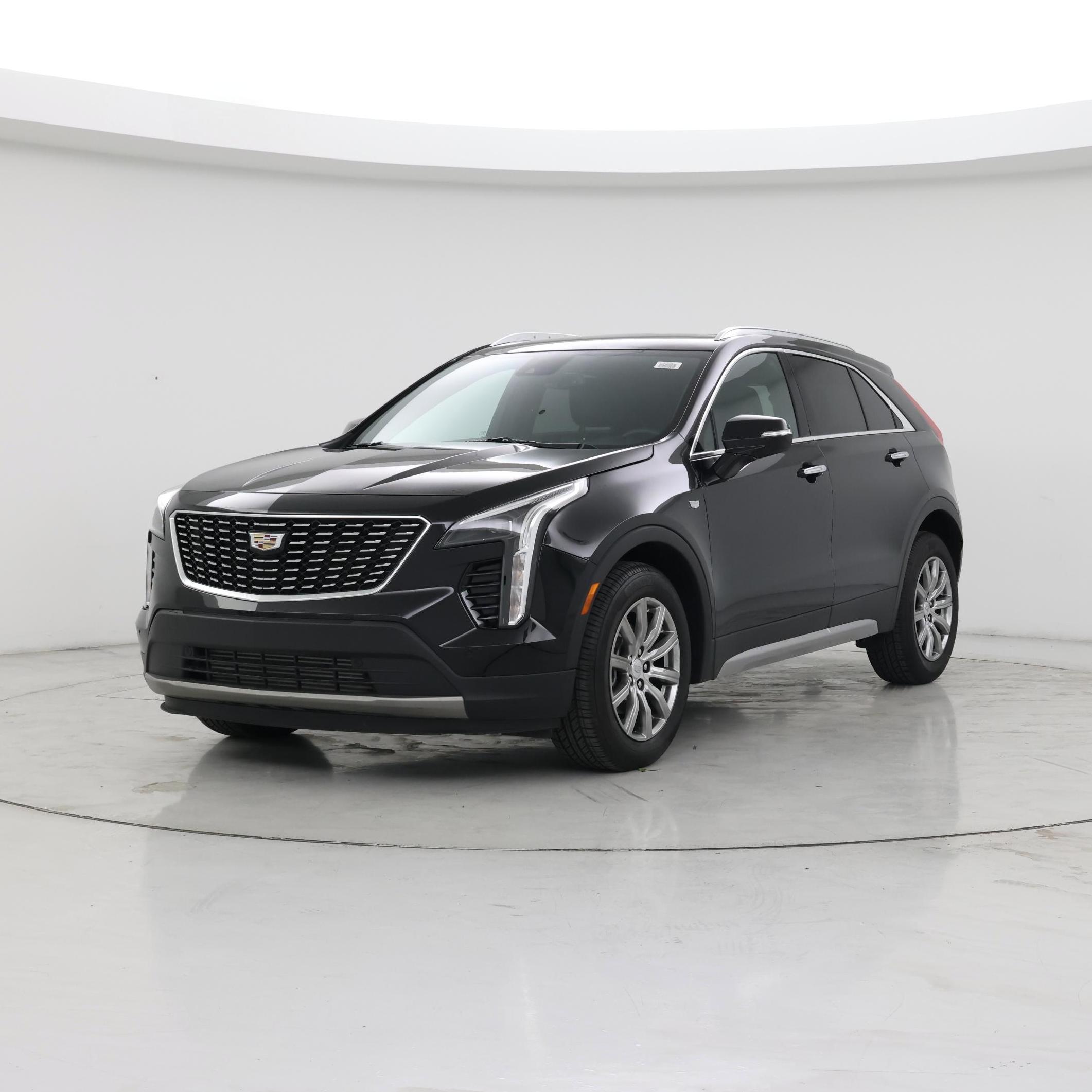 Thumbnail: 2021 Cadillac XT4 - 4