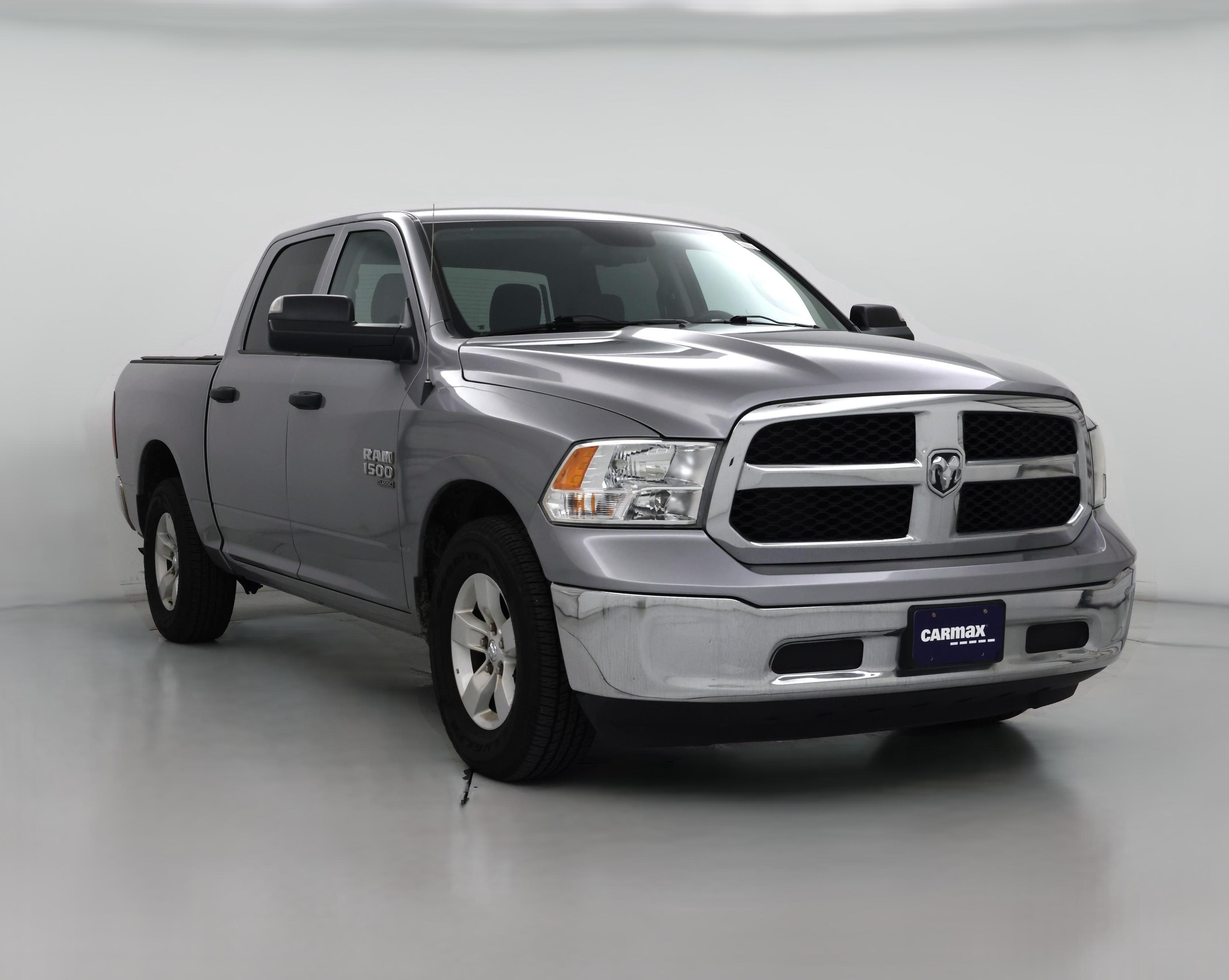 Thumbnail: 2022 RAM 1500 Classic - 1