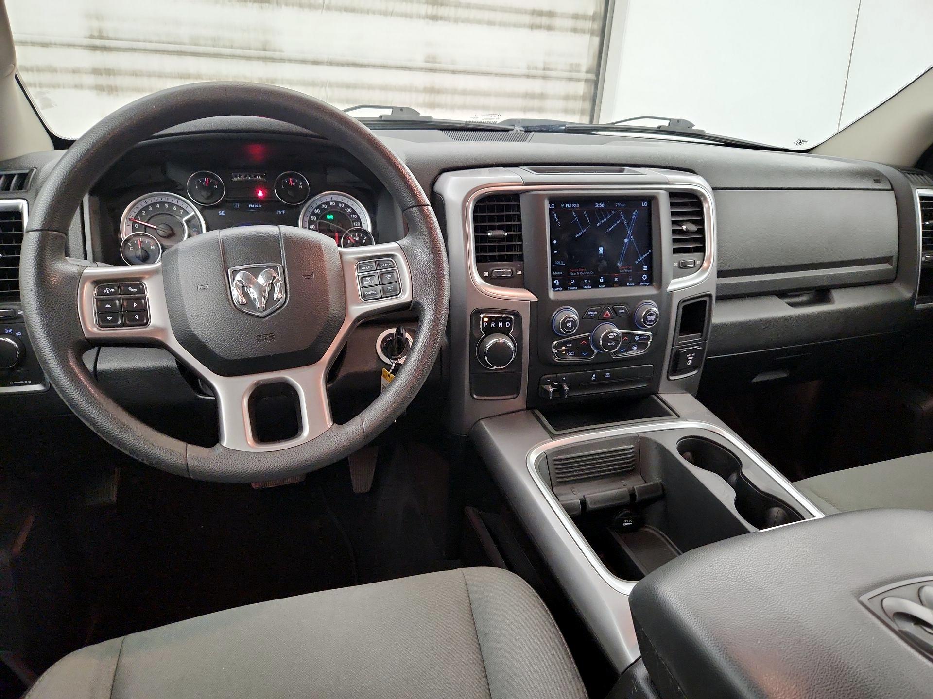 Thumbnail: 2022 RAM 1500 Classic - 9