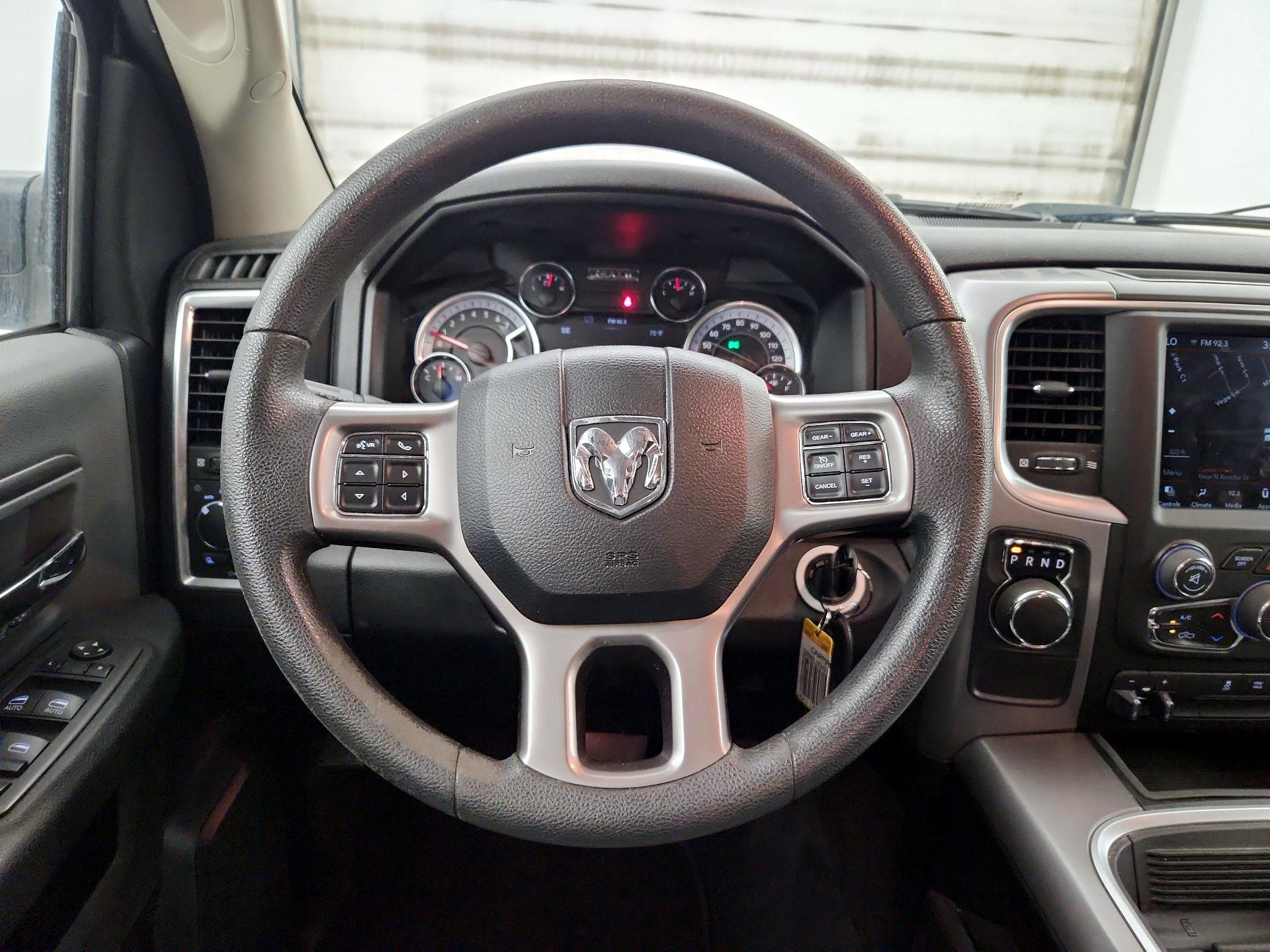 Thumbnail: 2022 RAM 1500 Classic - 10