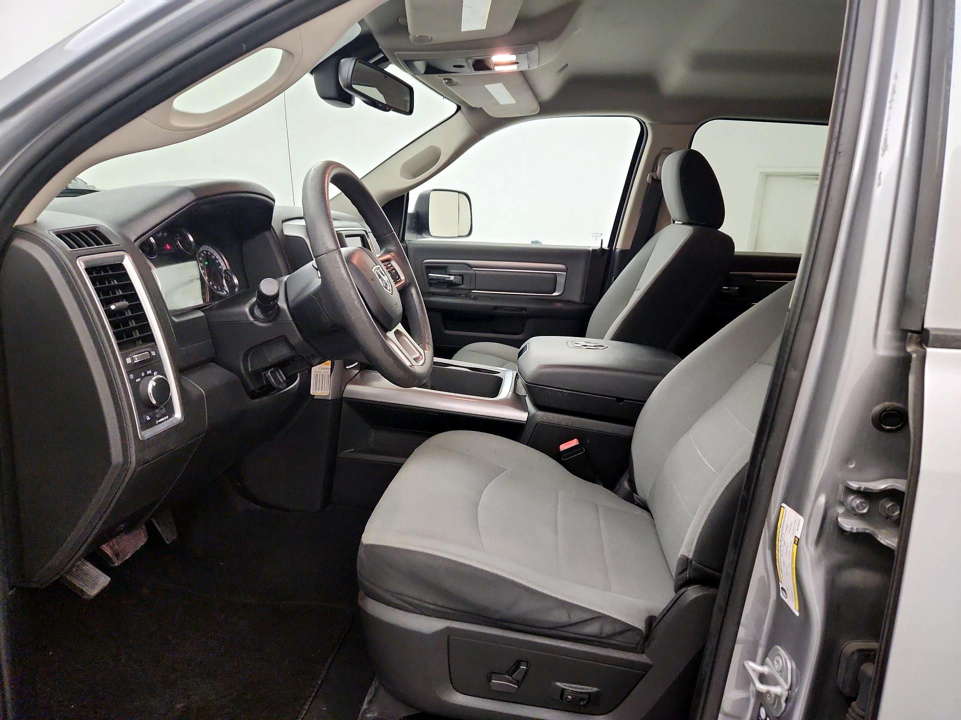 Thumbnail: 2022 RAM 1500 Classic - 11