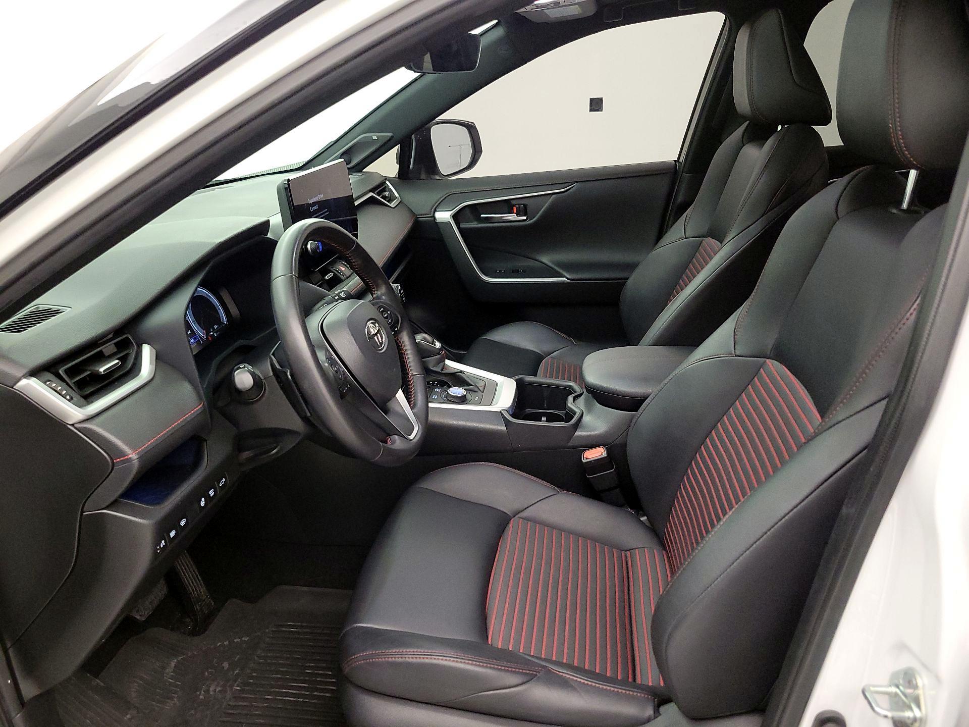 Thumbnail: 2023 Toyota RAV4 - 11