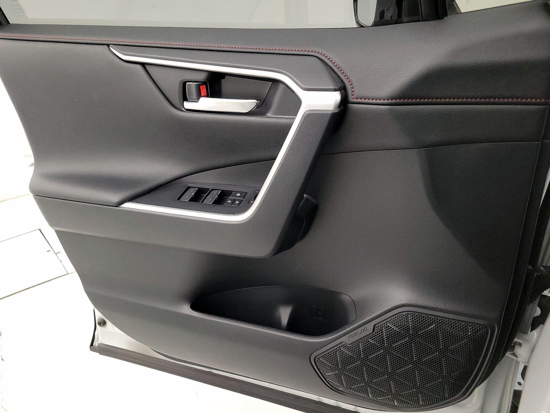 Thumbnail: 2023 Toyota RAV4 - 12