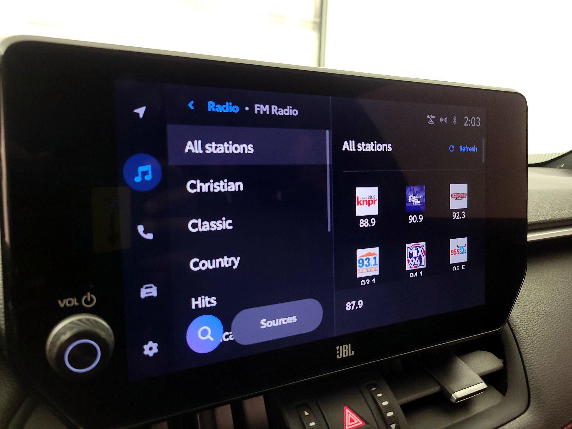 Thumbnail: 2023 Toyota RAV4 - 15