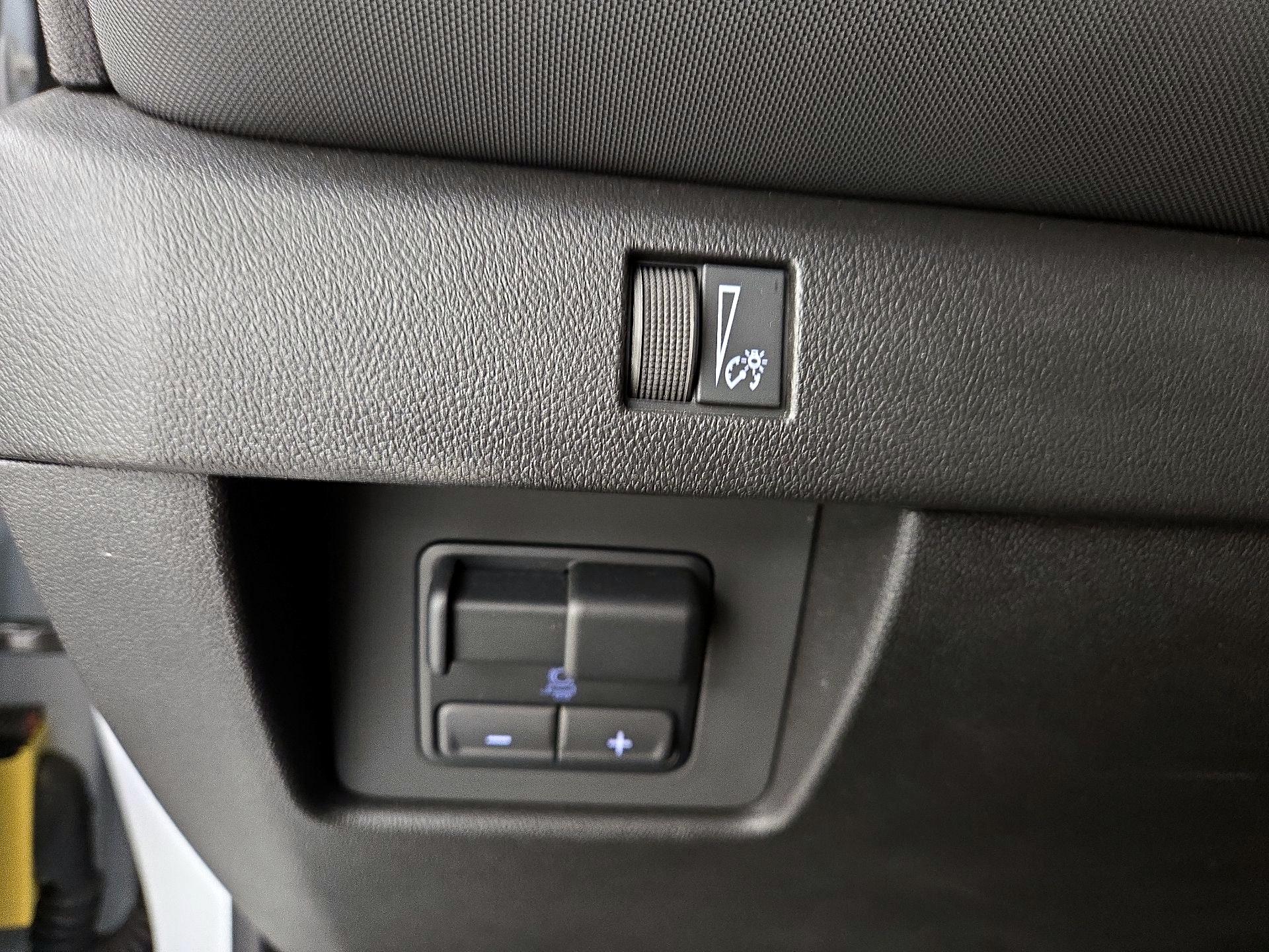 Thumbnail: 2025 Chevrolet Colorado - 13