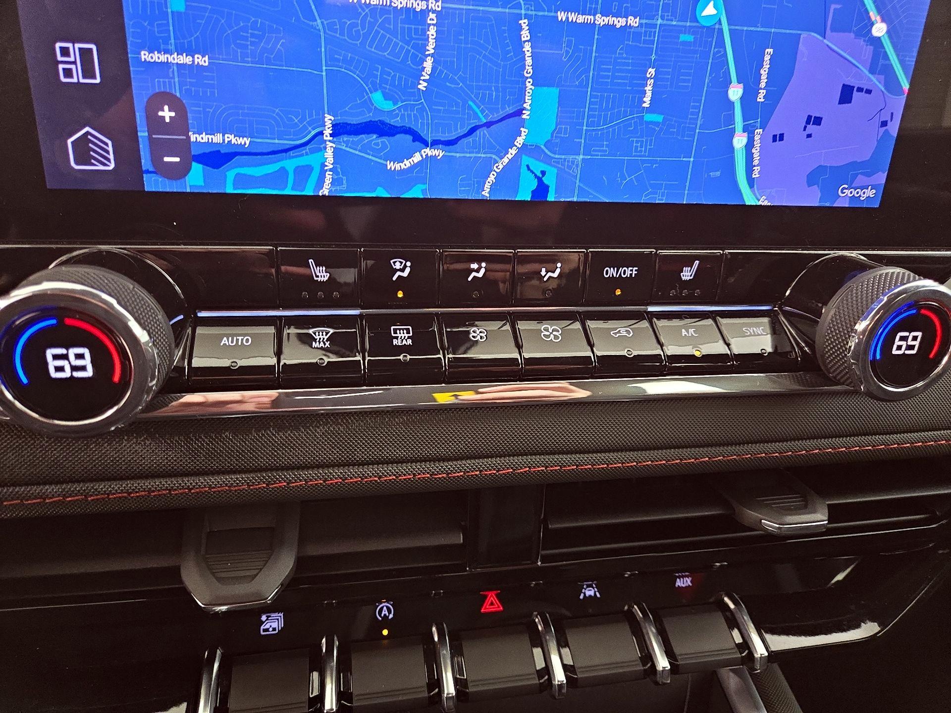 Thumbnail: 2025 Chevrolet Colorado - 17