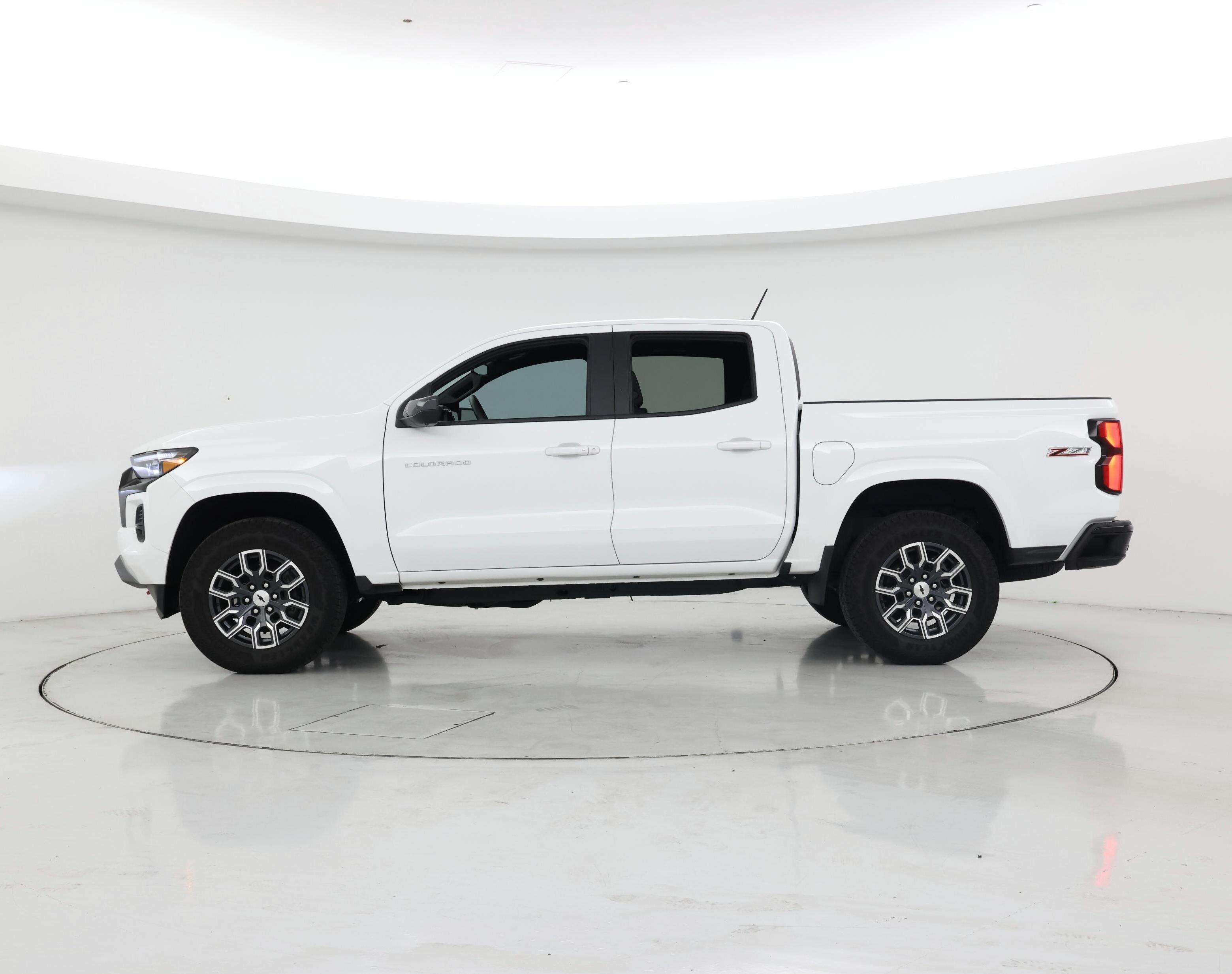 Thumbnail: 2025 Chevrolet Colorado - 3