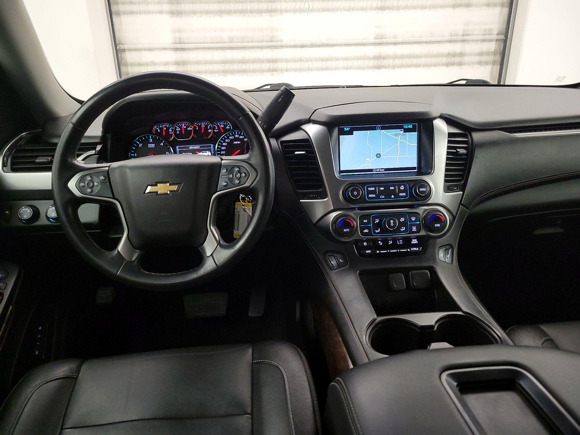 Thumbnail: 2018 Chevrolet Suburban - 9