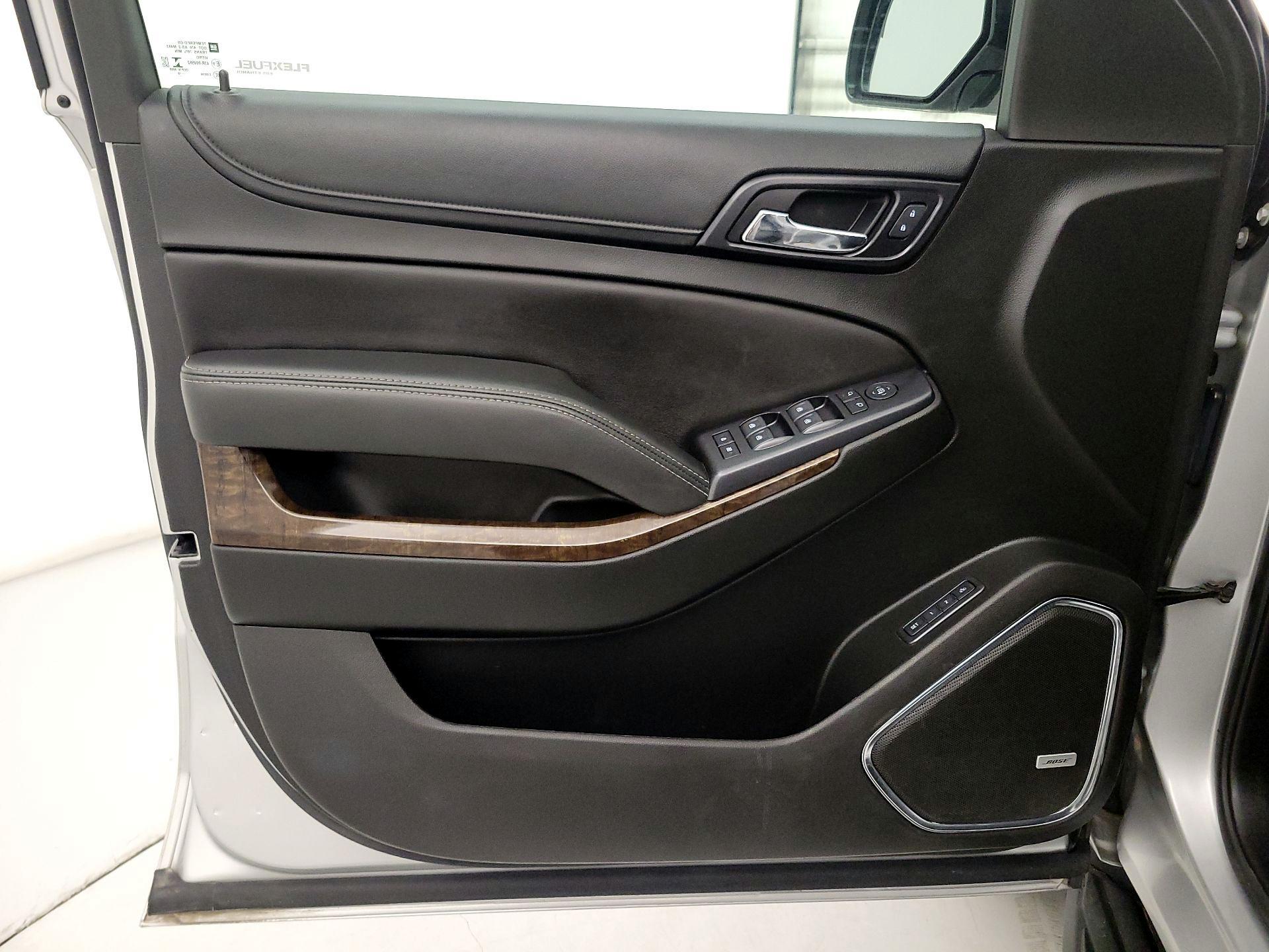 Thumbnail: 2018 Chevrolet Suburban - 12