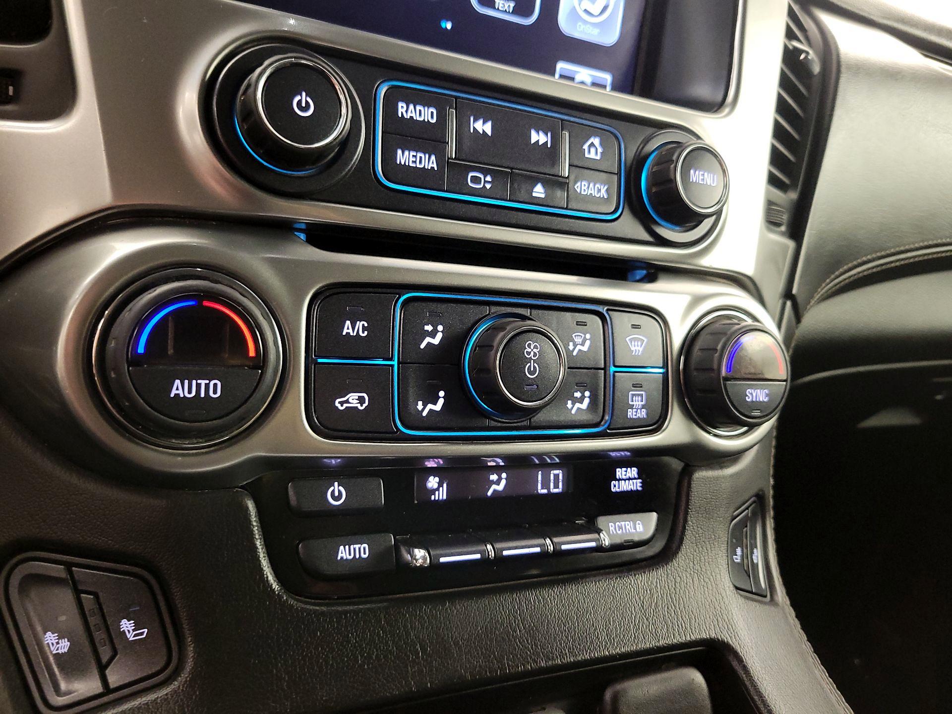 Thumbnail: 2018 Chevrolet Suburban - 17