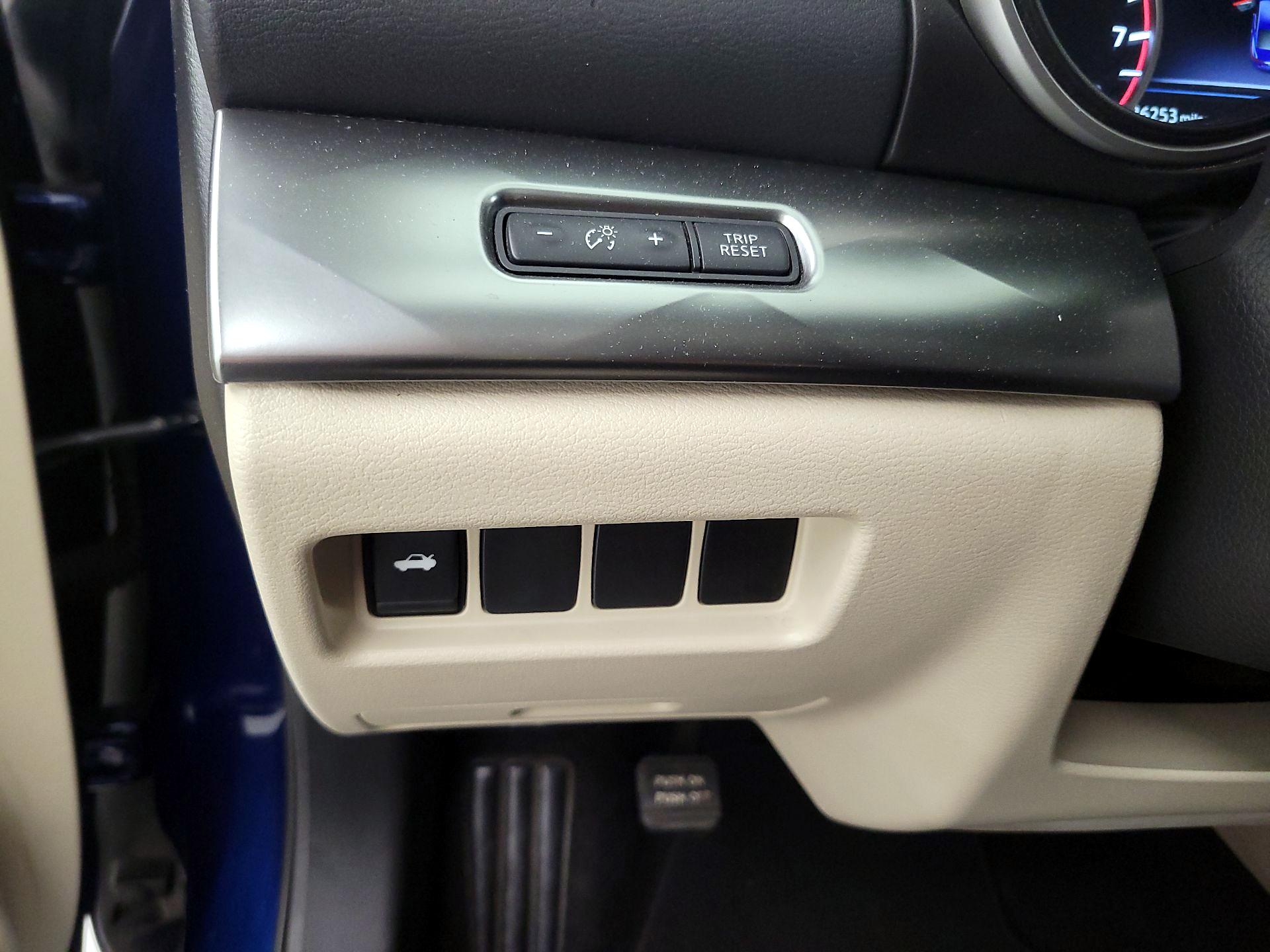 Thumbnail: 2020 Nissan Maxima - 13