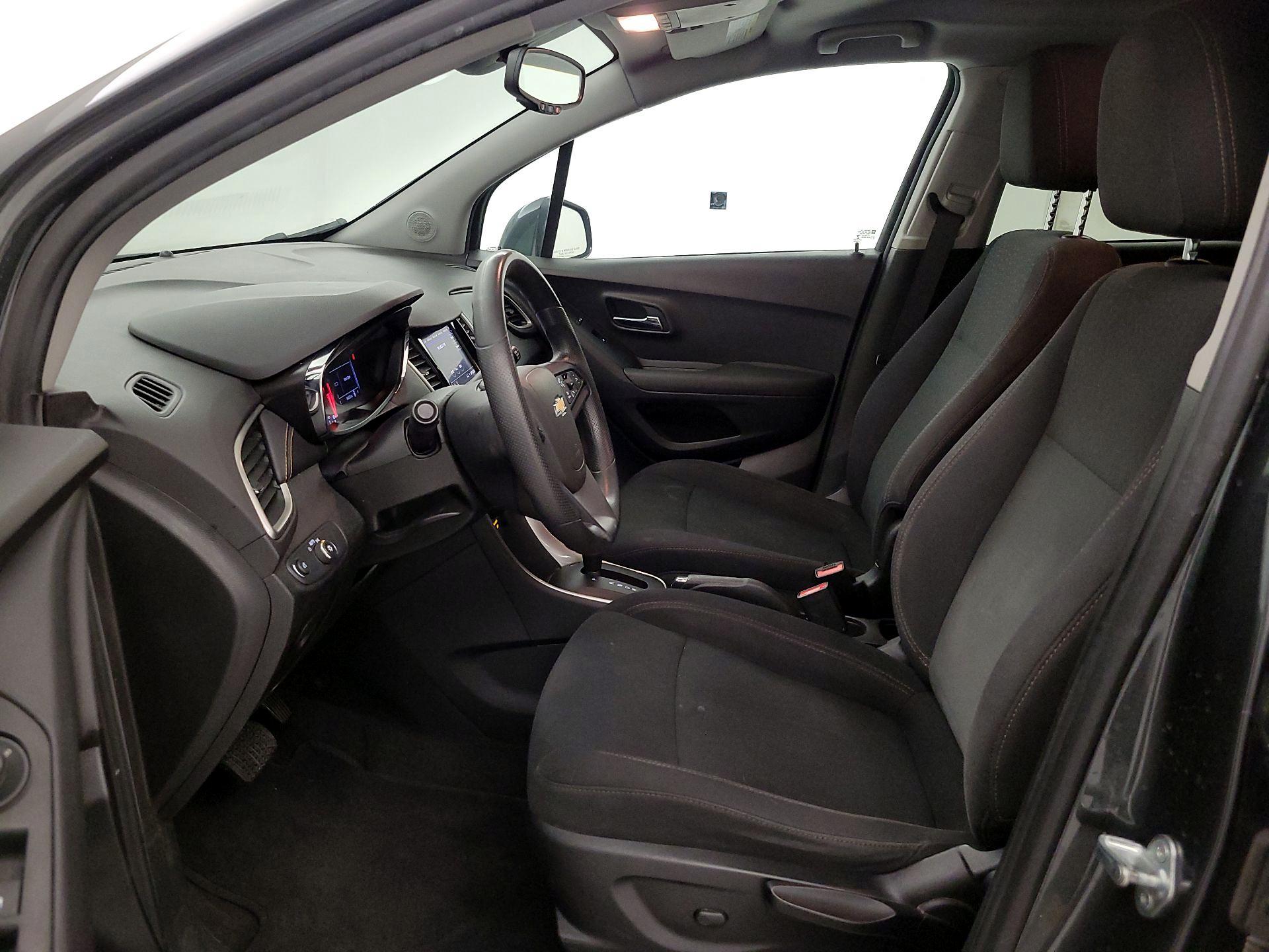 Thumbnail: 2020 Chevrolet Trax - 11