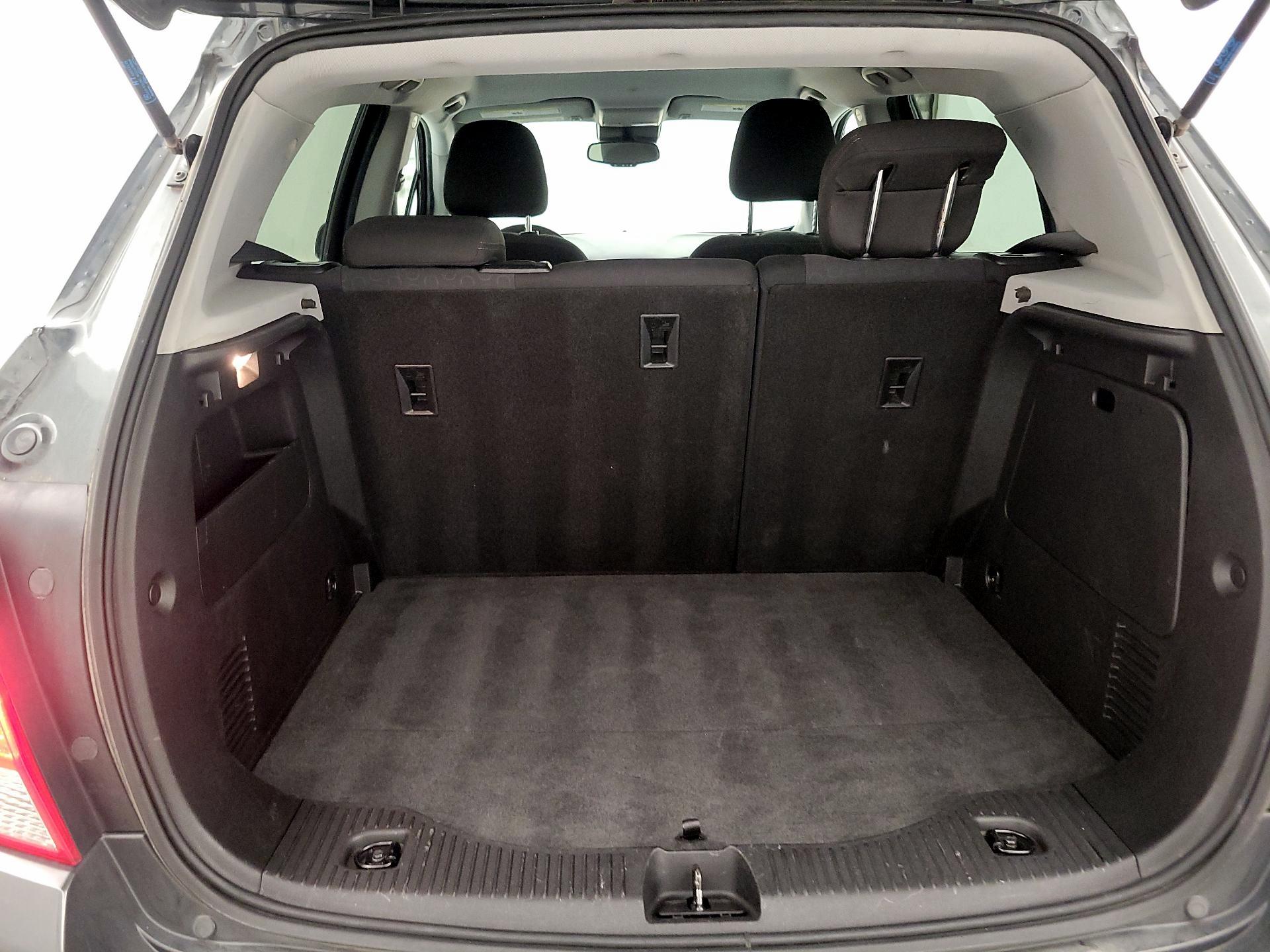 Thumbnail: 2020 Chevrolet Trax - 20