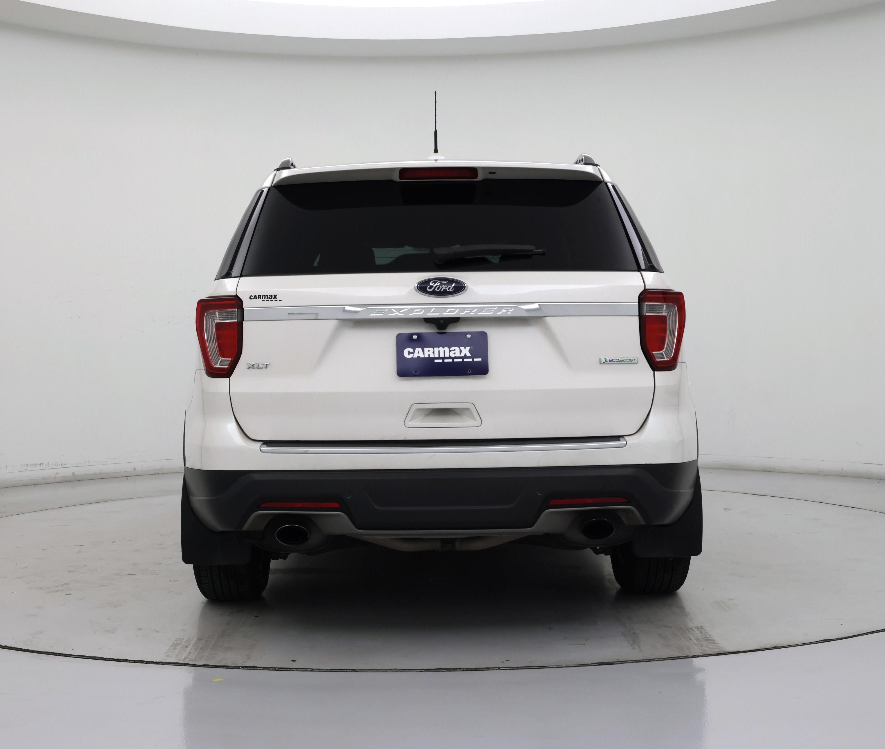 Thumbnail: 2018 Ford Explorer - 6