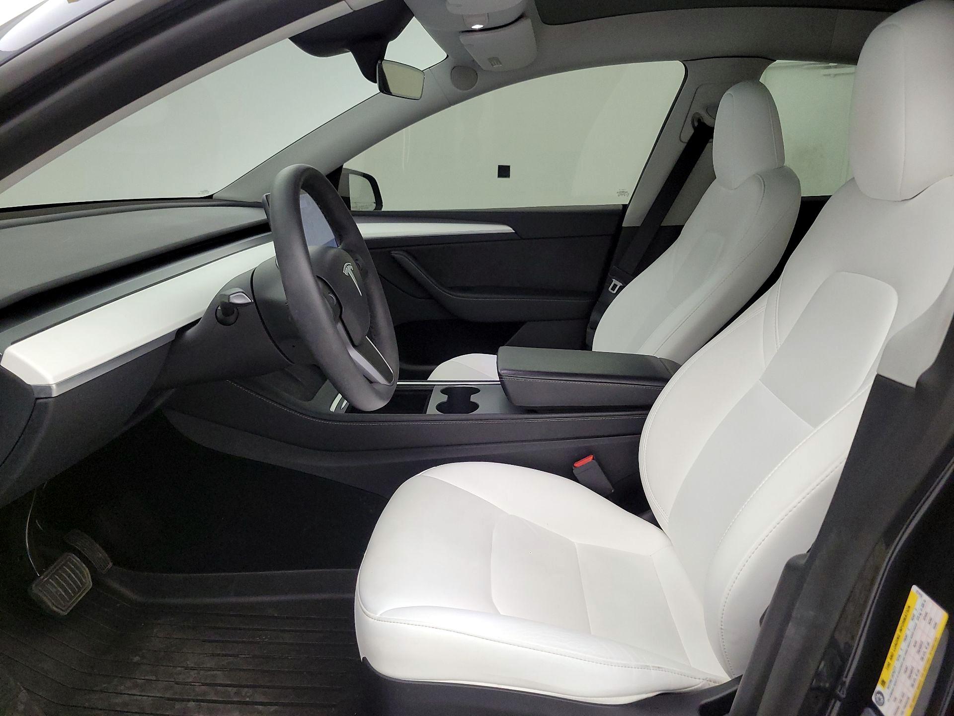 Thumbnail: 2024 Tesla Model Y - 11