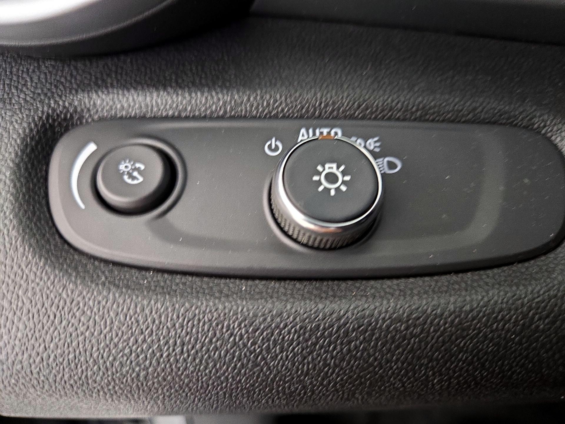 Thumbnail: 2024 Chevrolet Trax - 13