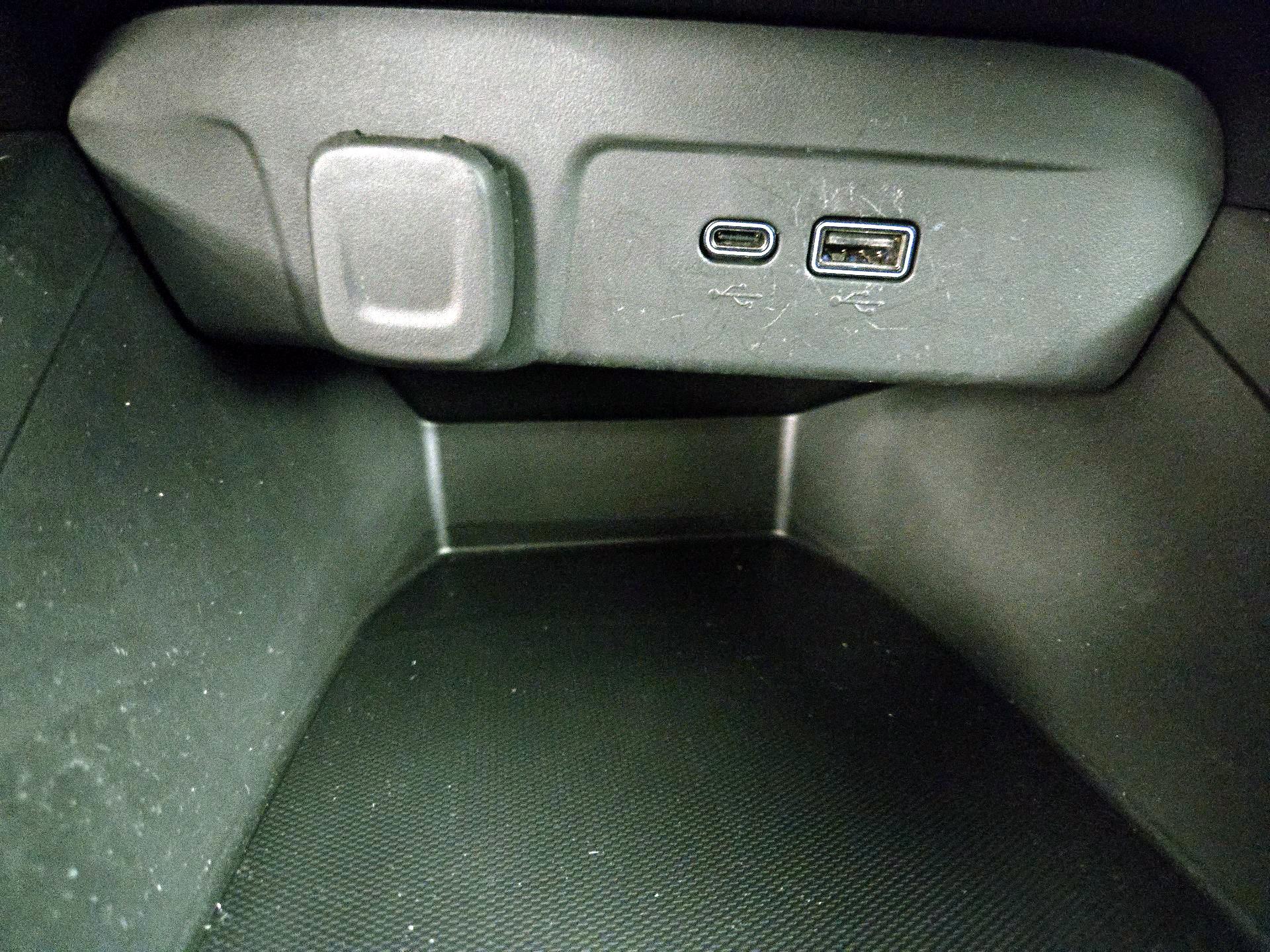 Thumbnail: 2024 Chevrolet Trax - 18