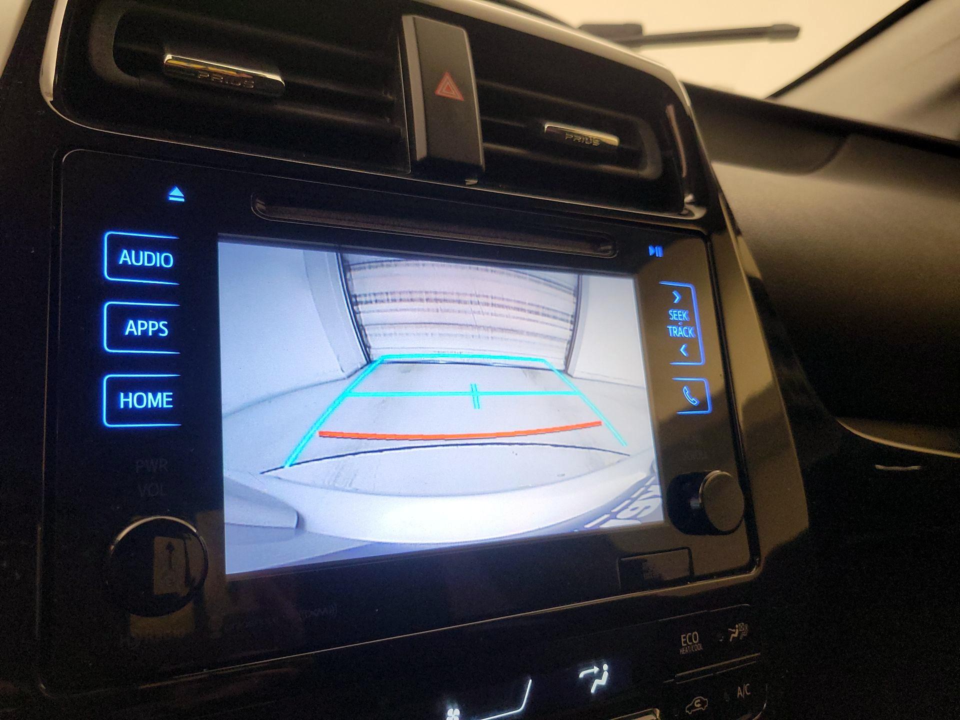 Thumbnail: 2018 Toyota Prius - 15