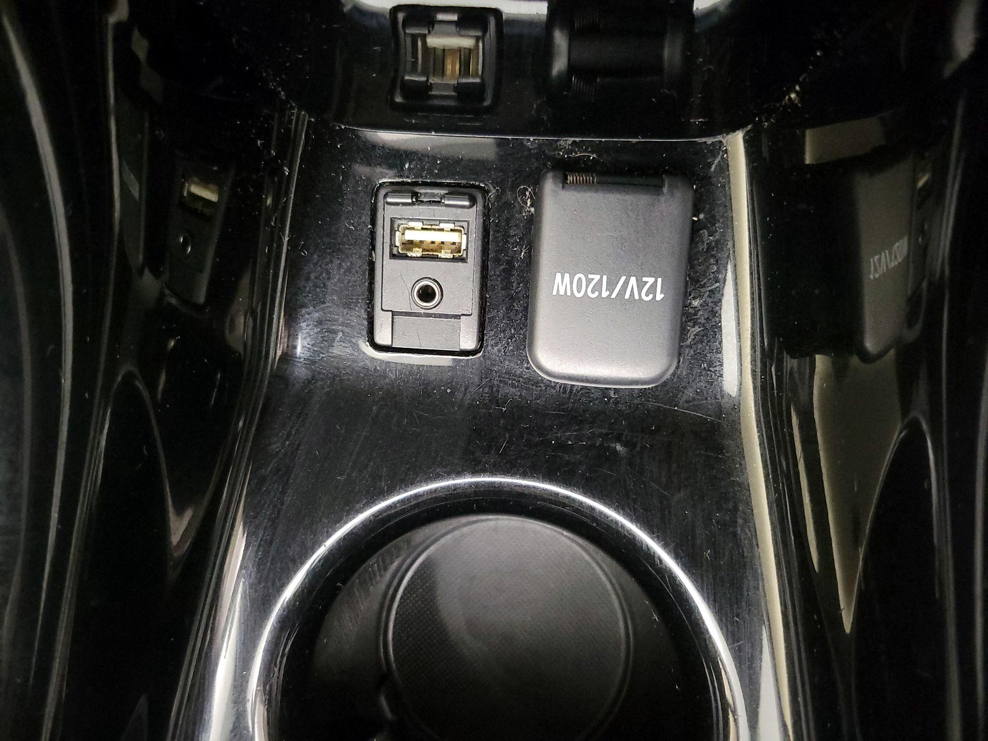 Thumbnail: 2018 Toyota Prius - 19