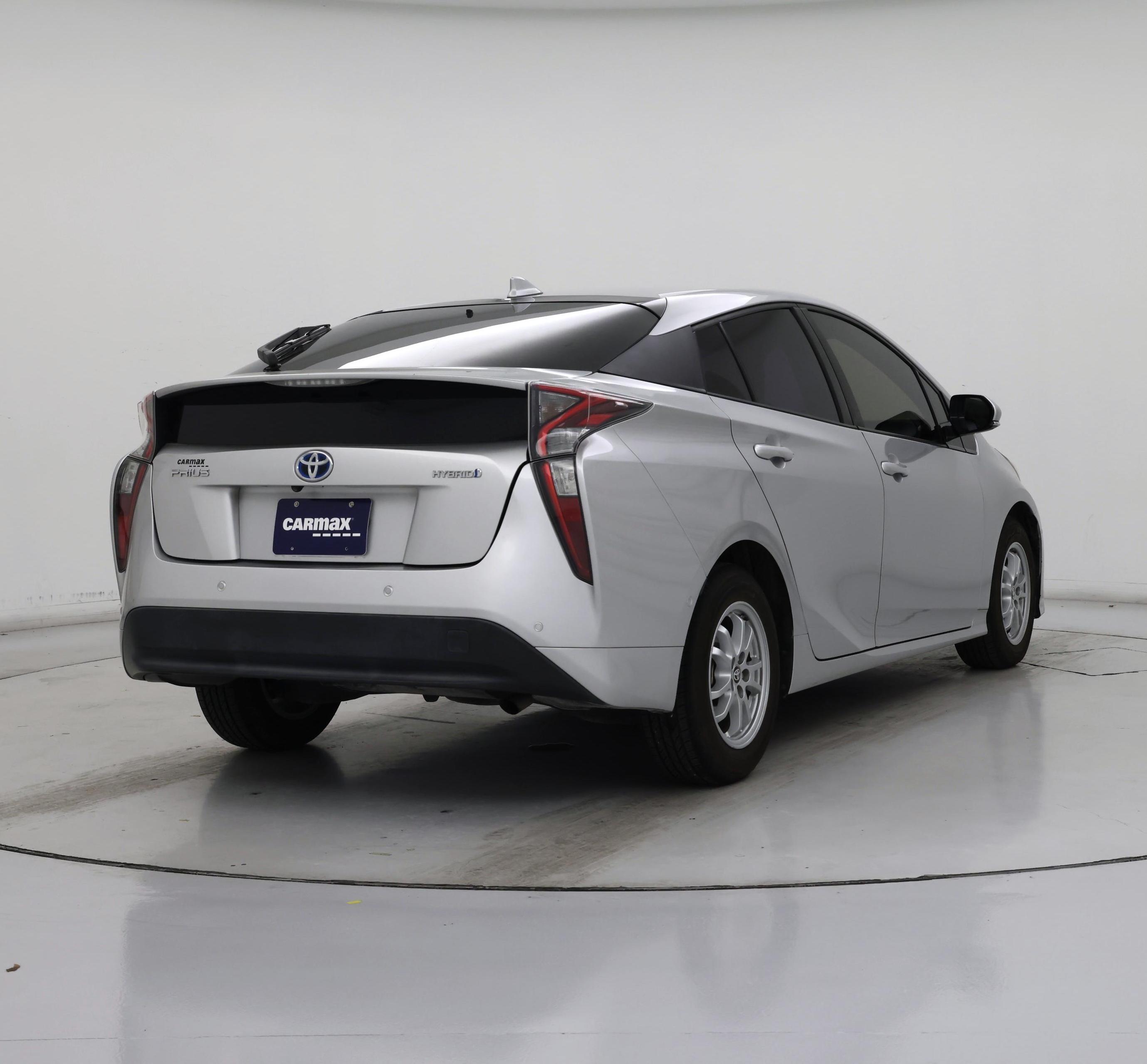 Thumbnail: 2018 Toyota Prius - 8