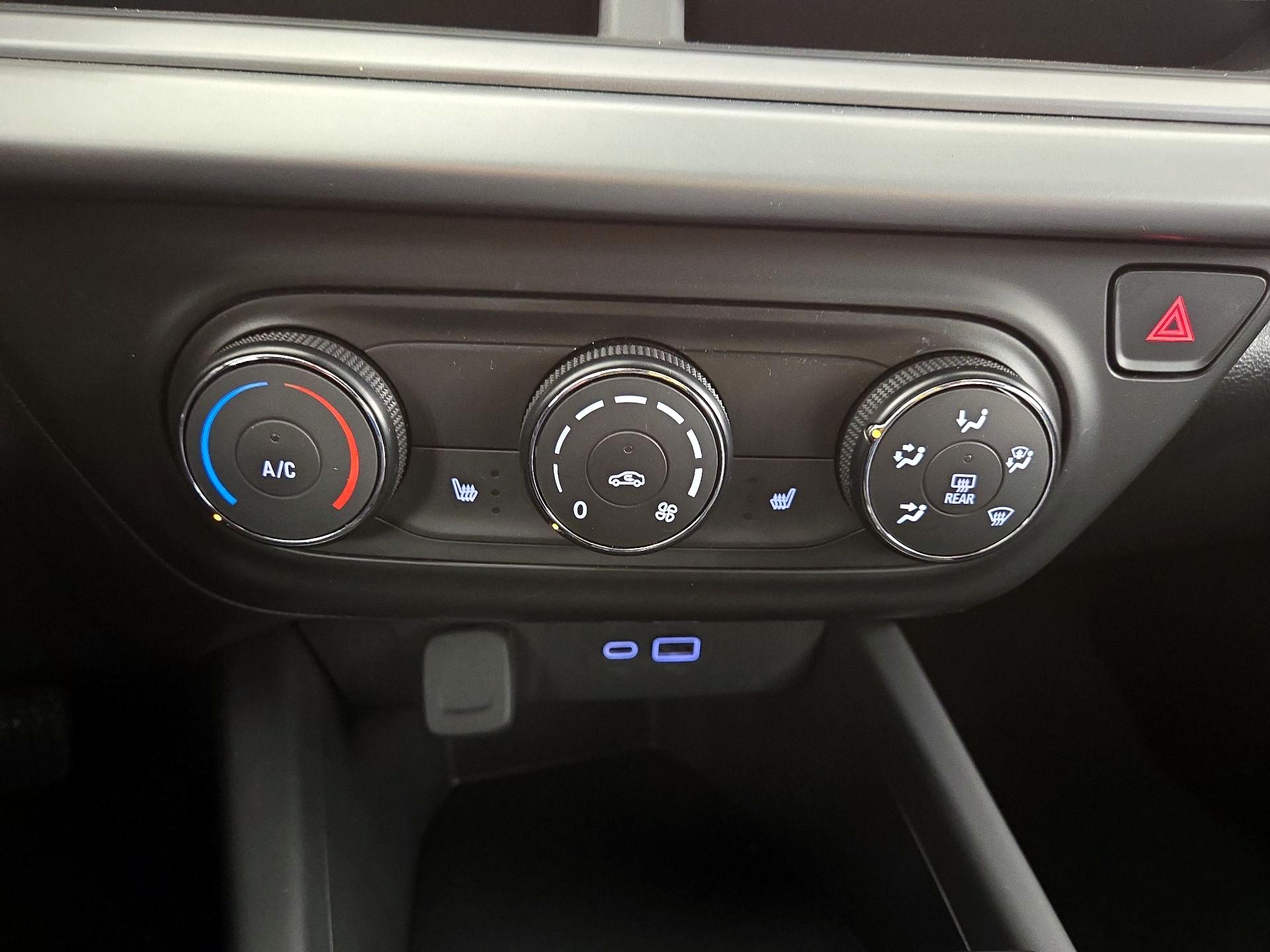 Thumbnail: 2025 Chevrolet Trax - 16