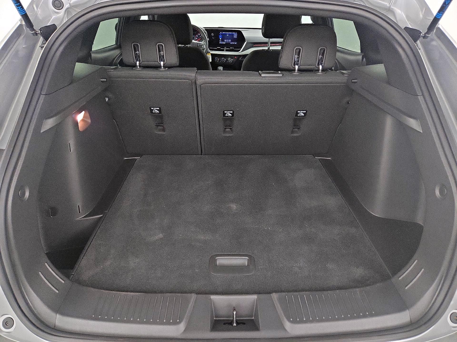 Thumbnail: 2025 Chevrolet Trax - 20