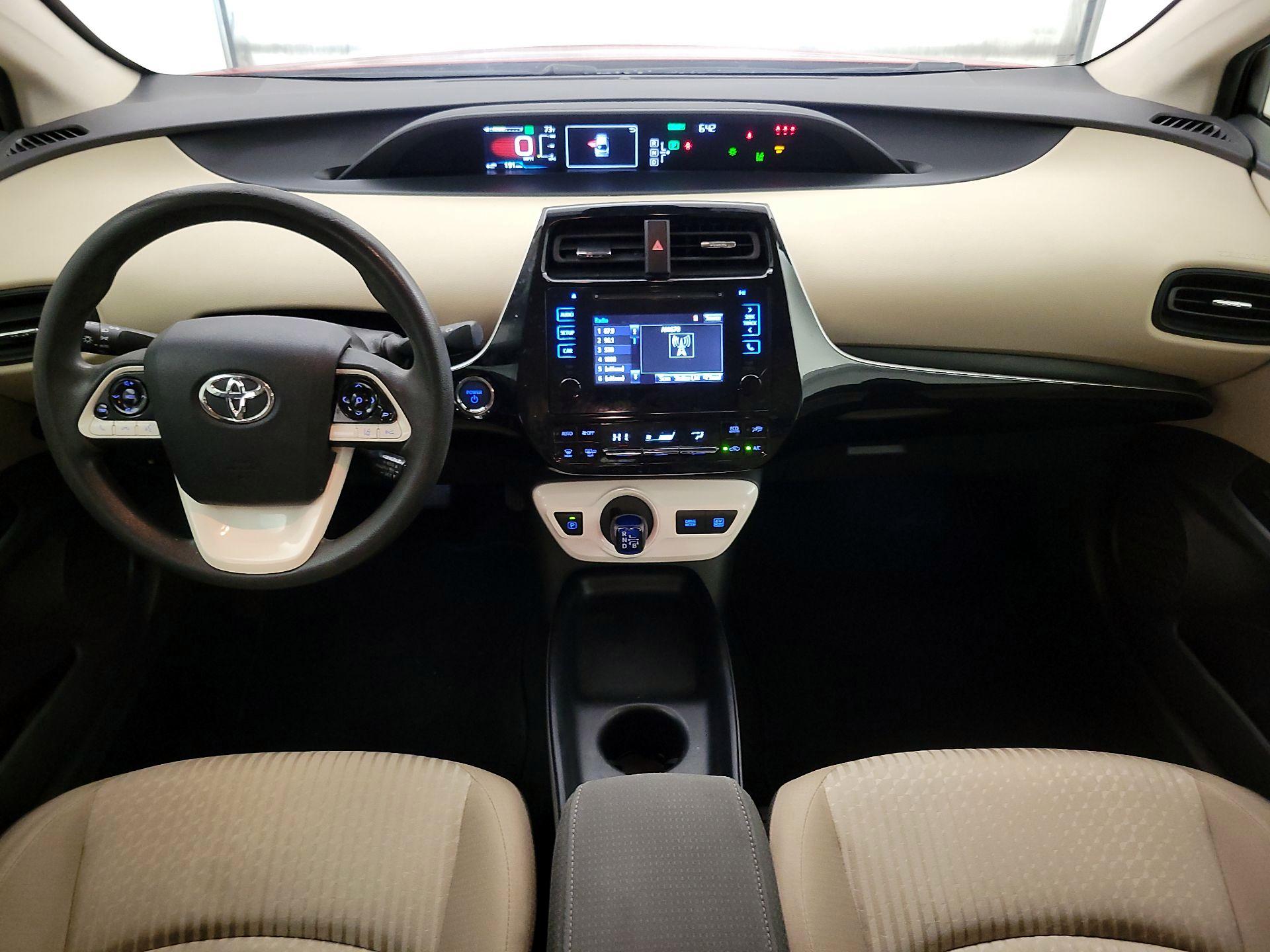 Thumbnail: 2018 Toyota Prius - 9